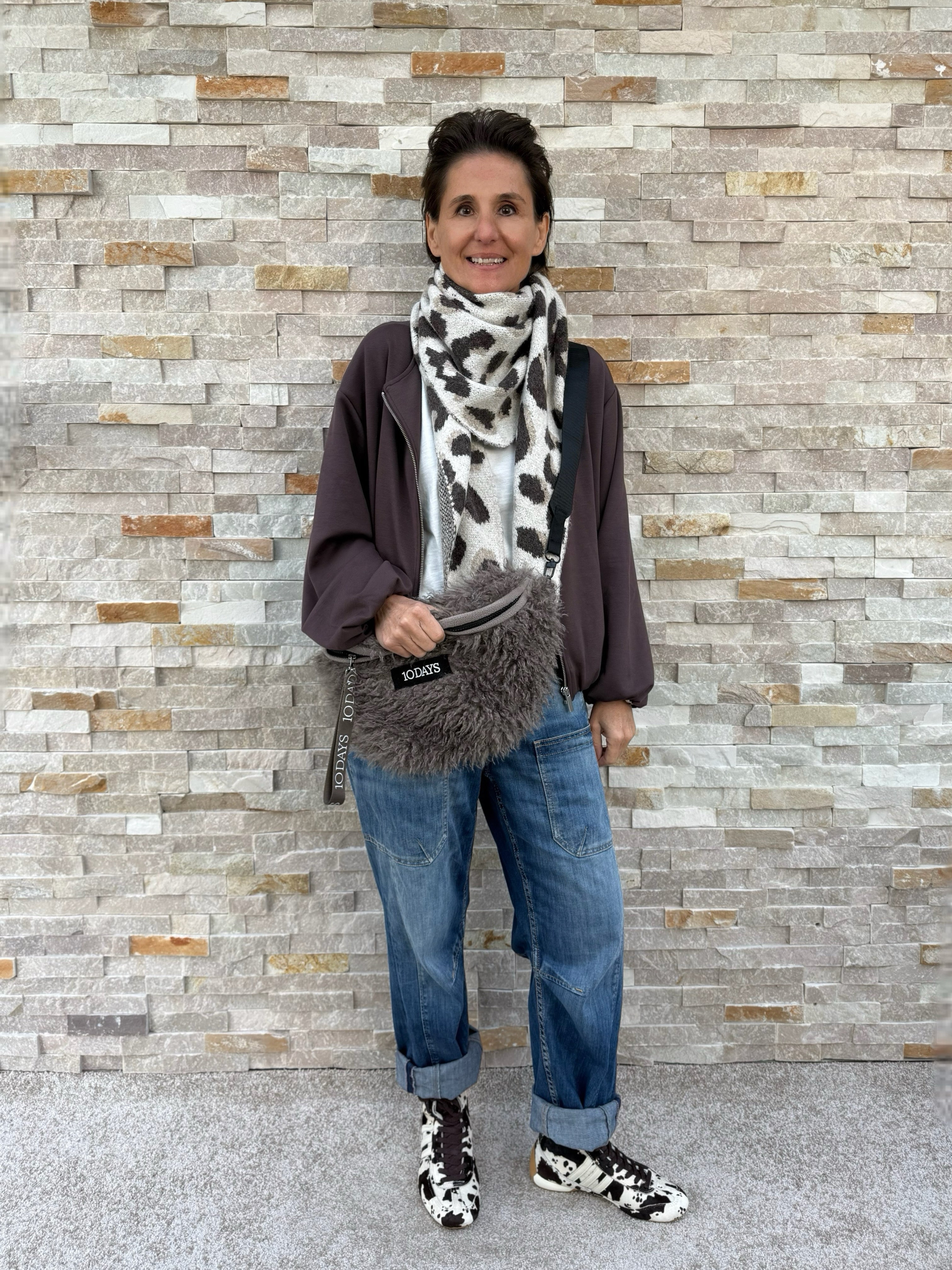 Großer Dreieck Schal mit Leo Muster Ecru-Beige-Braun