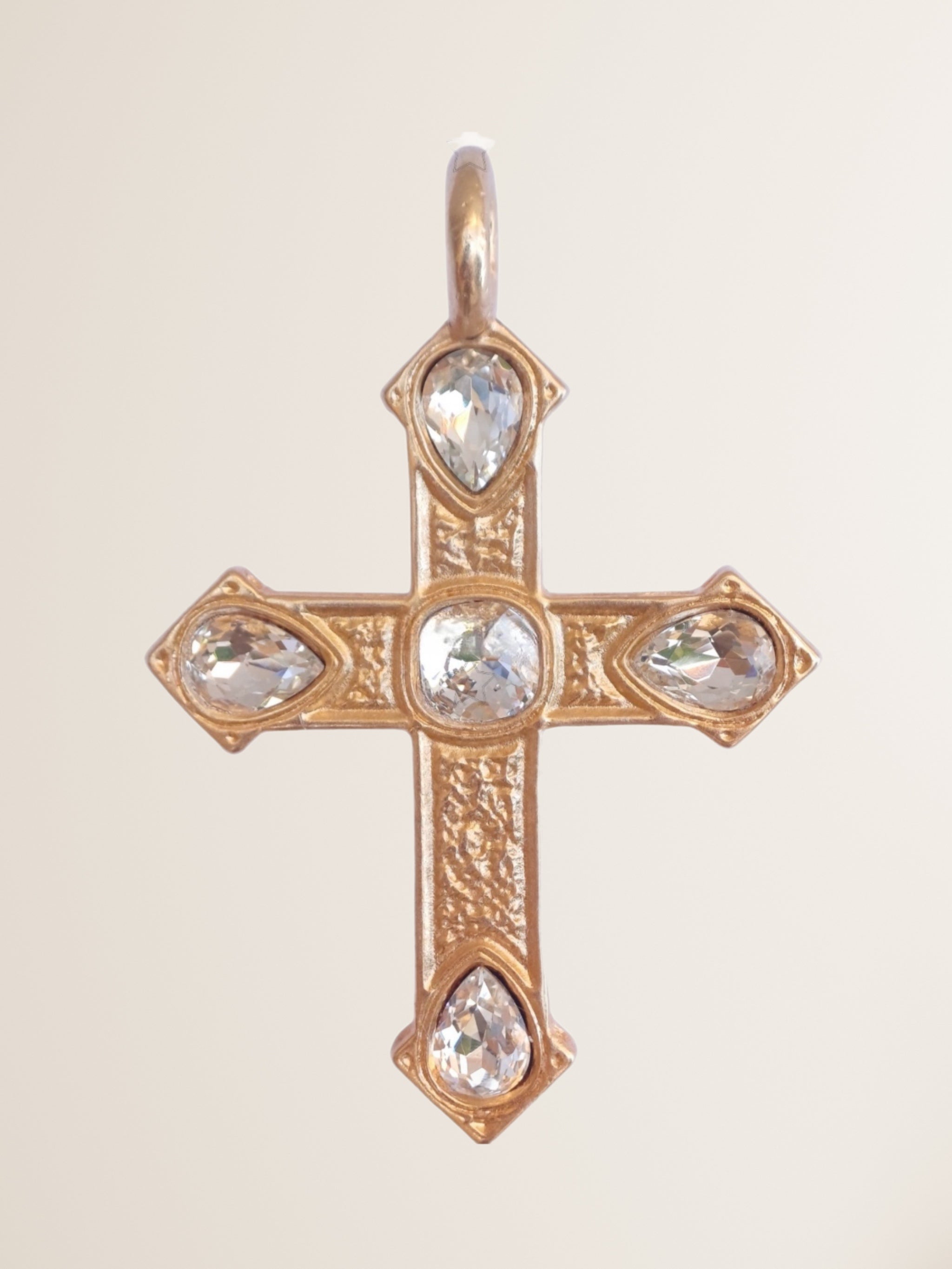 Kreuz Anhänger Demetra matt Gold mit Christal