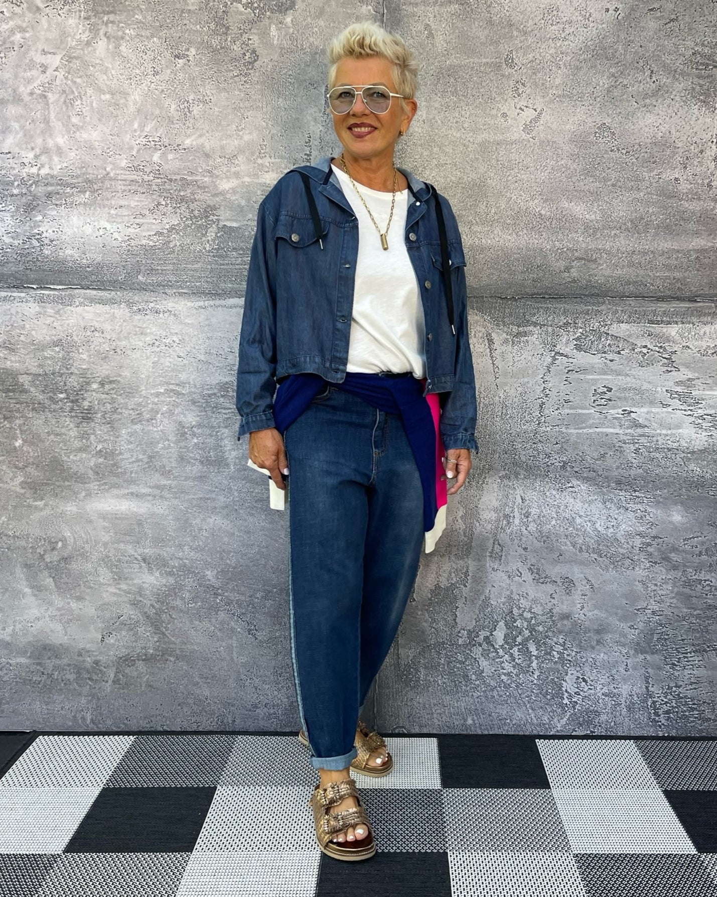 Mom Jeans mit Seitenstreifen Denim Blue