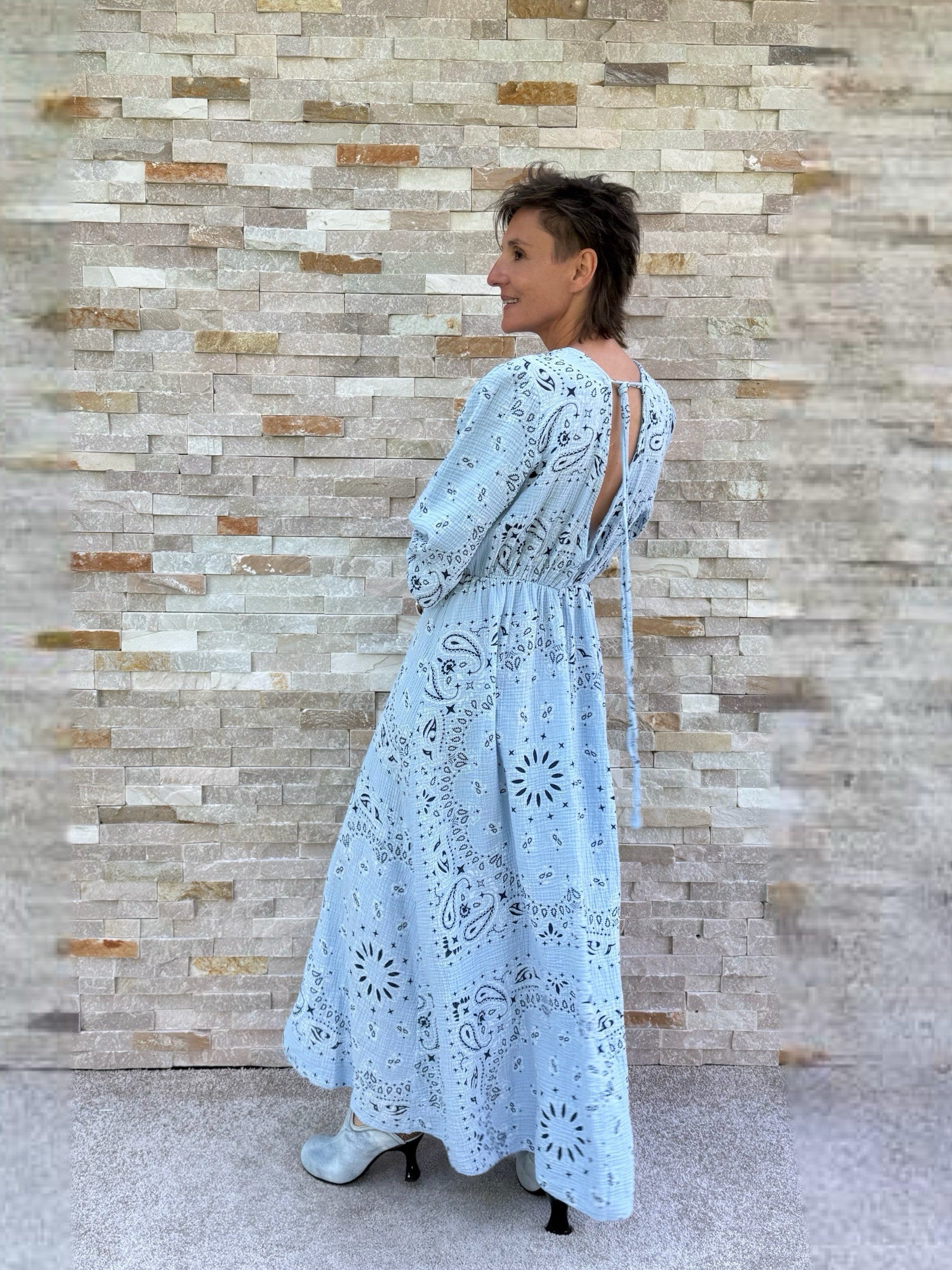 Paisley Maxi Kleid in Hellblau