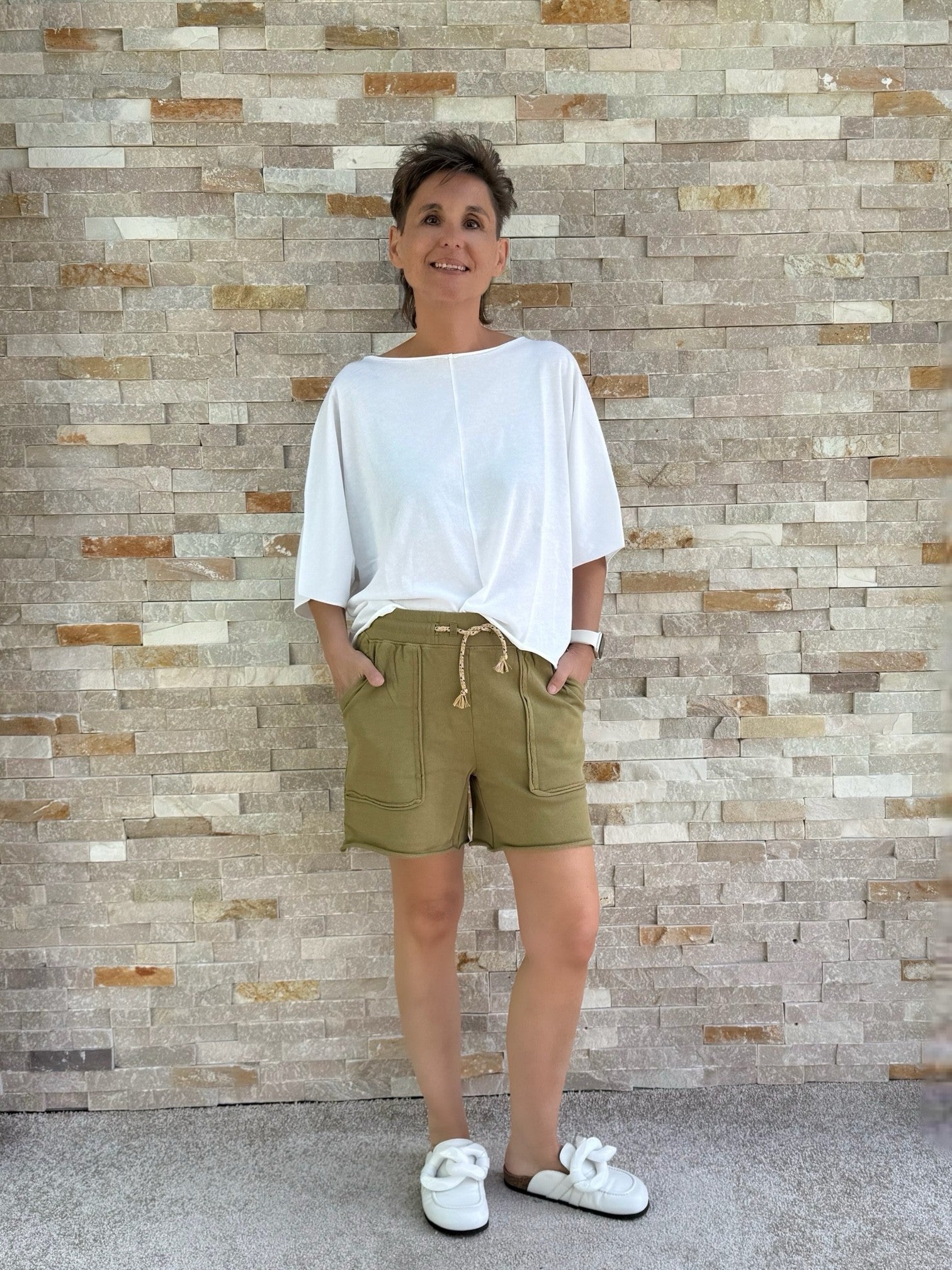 Oversize Cropped T-Shirt - Rumbia in Weiß