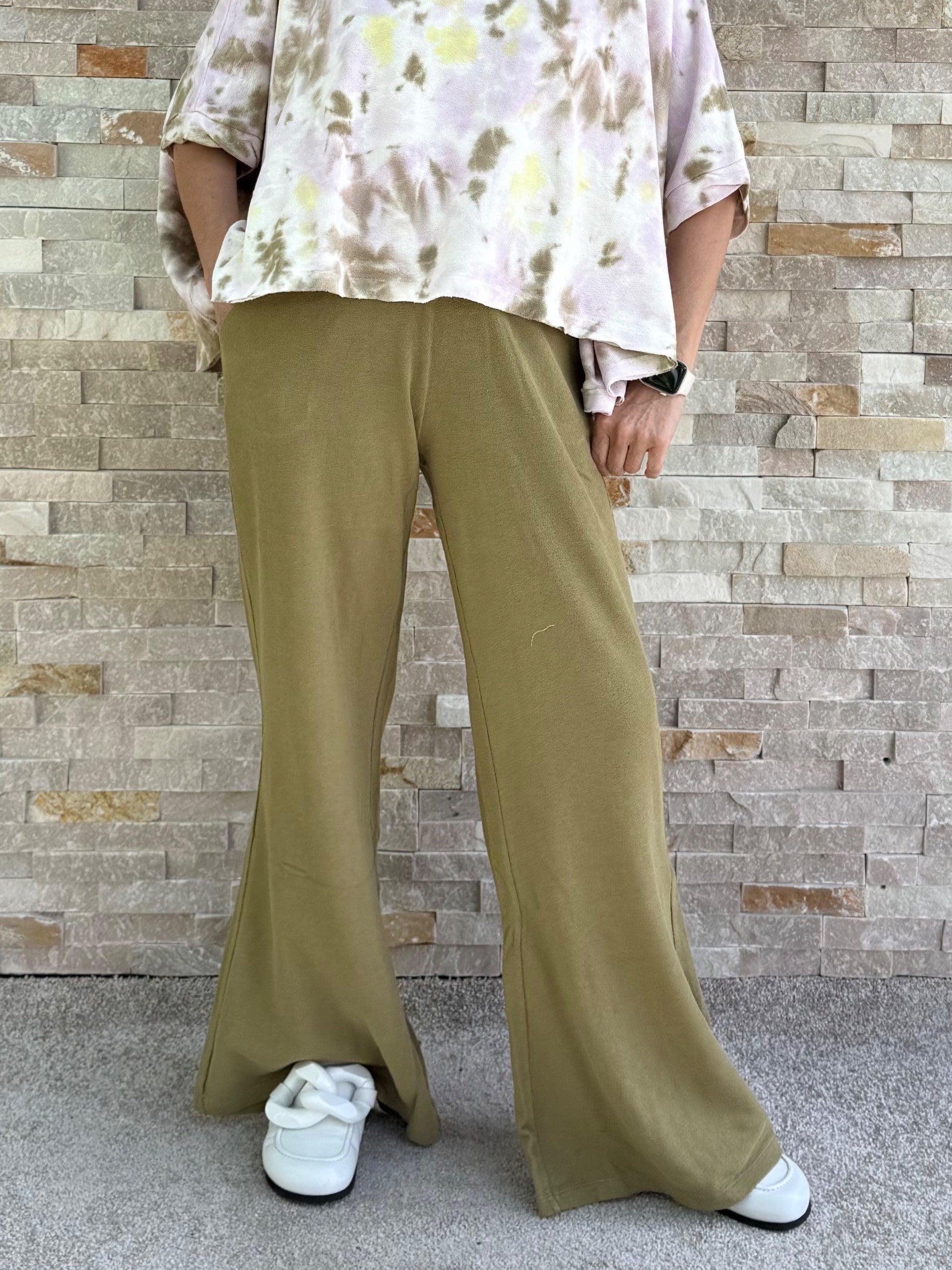 Sweat Pants Lely in Matcha Tee