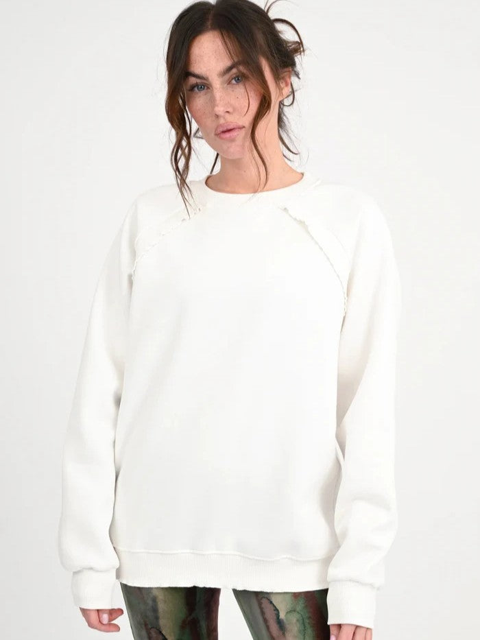 Sweatshirt BODONY mit Rüschen in Ice