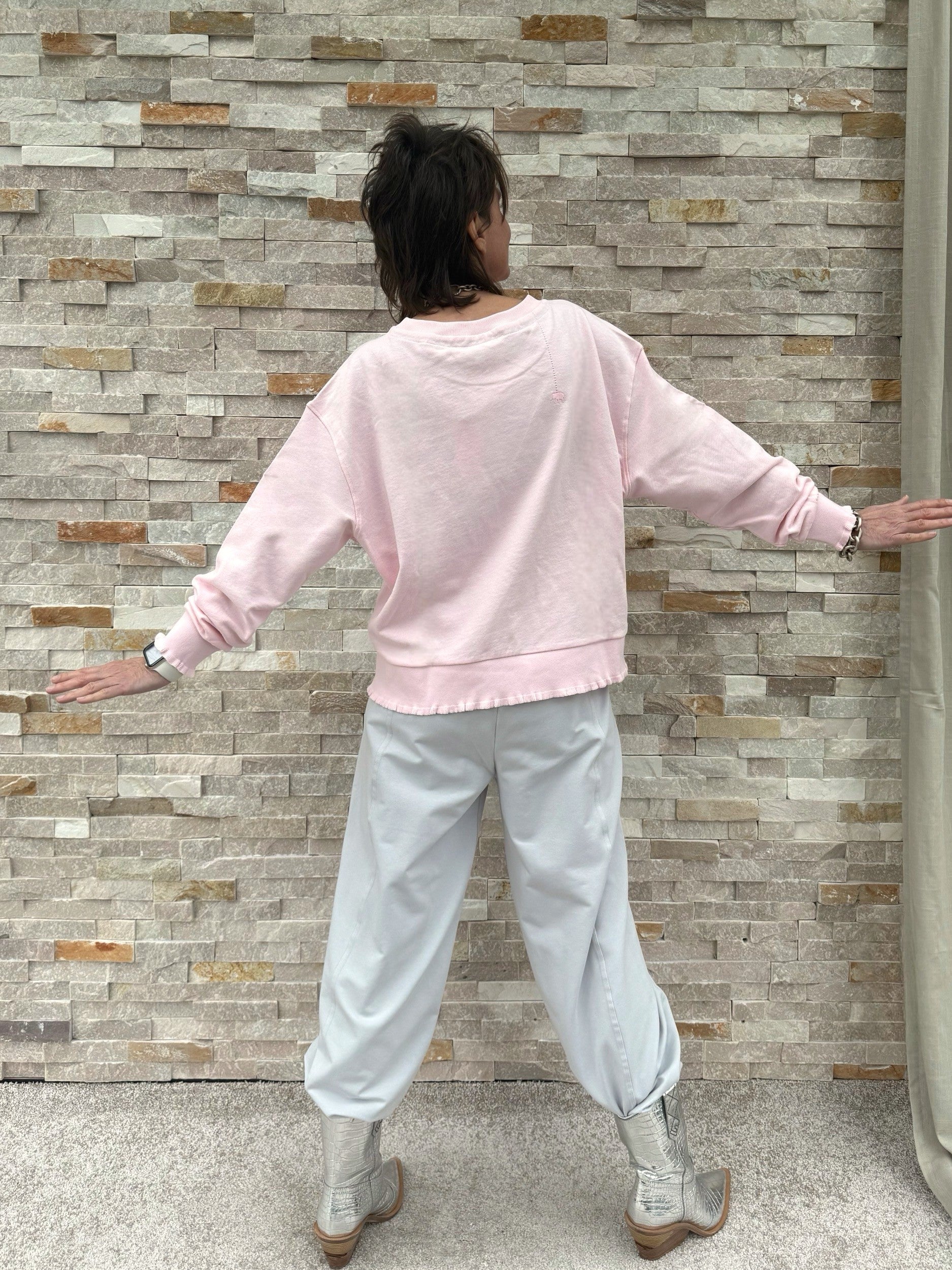 Sweatshirt ROSE mit Rüschendetails in Rosa