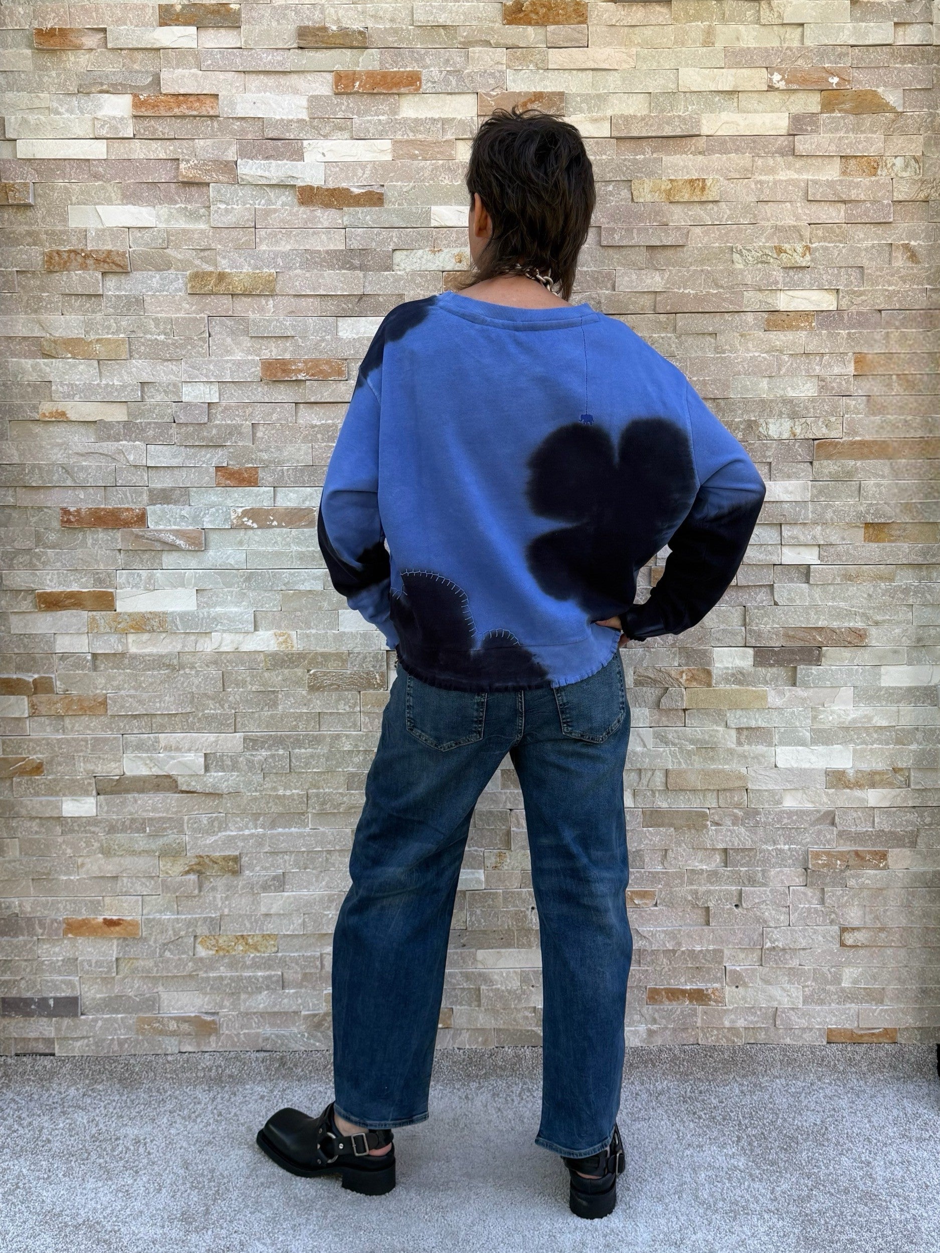 Sweatshirt ROSE mit großen Blumen Amparo Blue