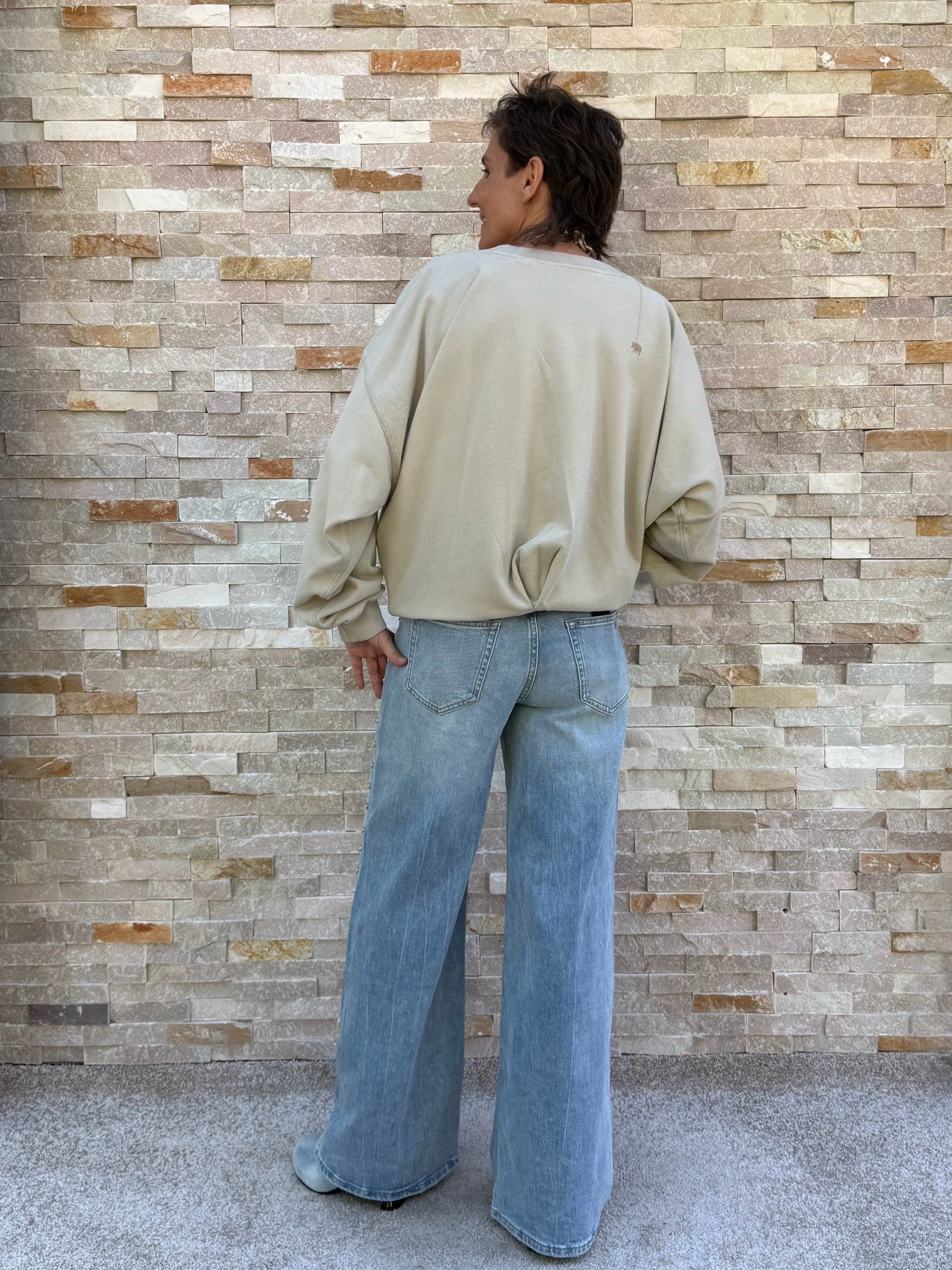 Sweatshirt BELLY mit Falte am Bund in Pussywillow Gray