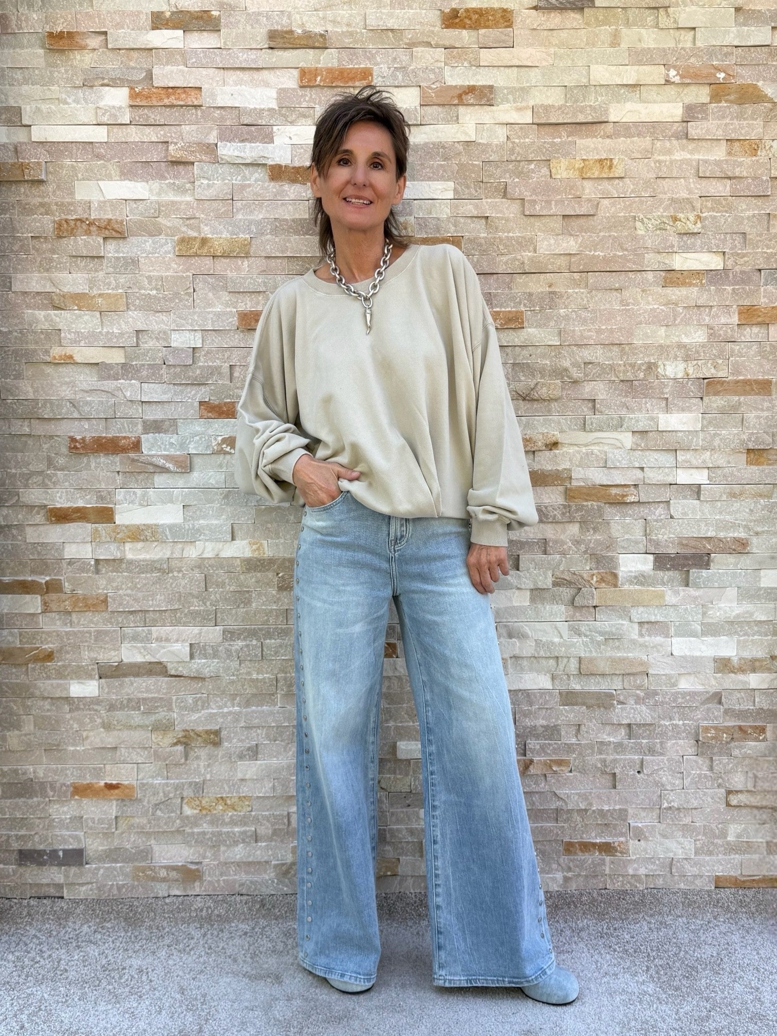 Sweatshirt BELLY mit Falte am Bund in Pussywillow Gray