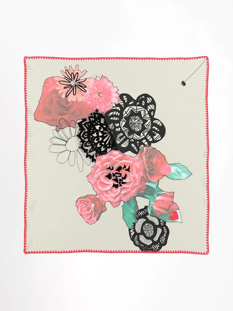 Tuch KILA aus Sweatstoff mit Blumen-Druck
