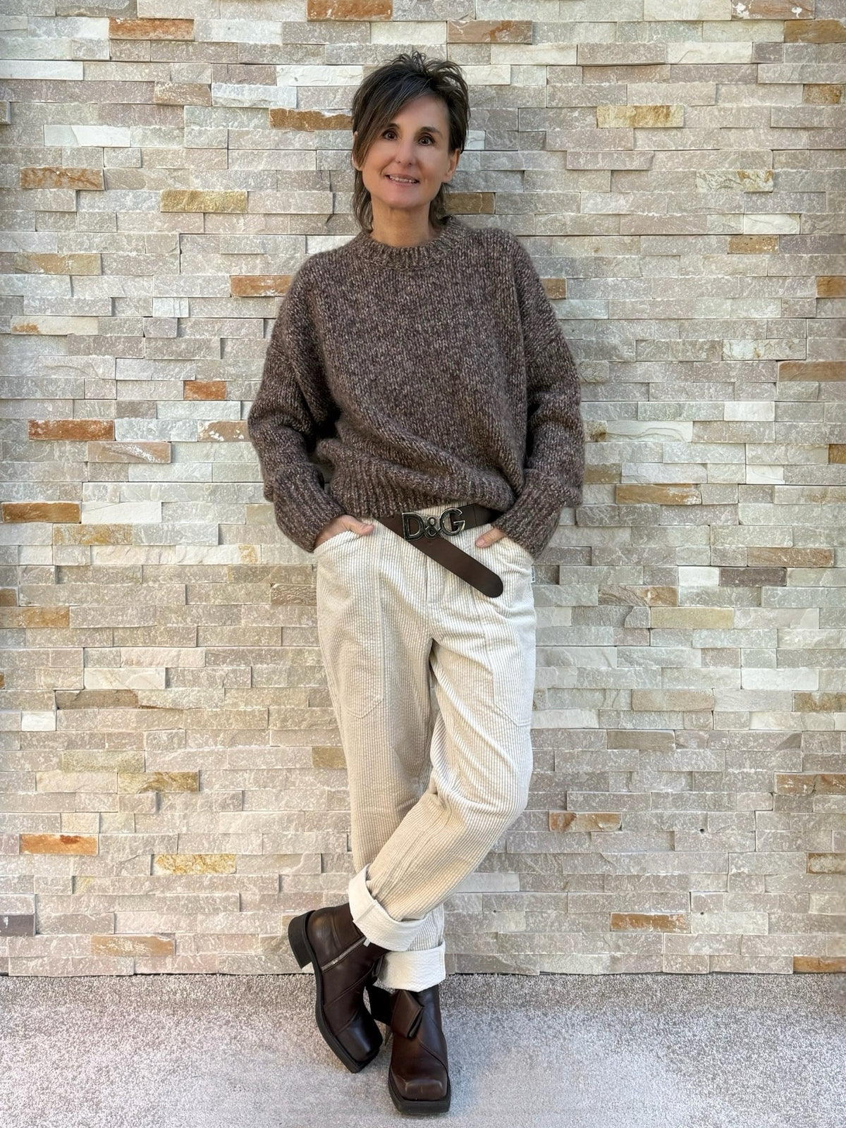 Breitcord Hose mit aufgesetzten Taschen in Creme