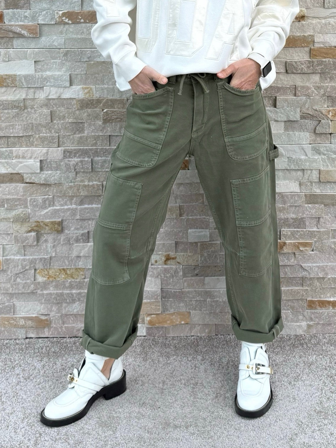 Loose Fit Jeans MADIE WORK in Pesto