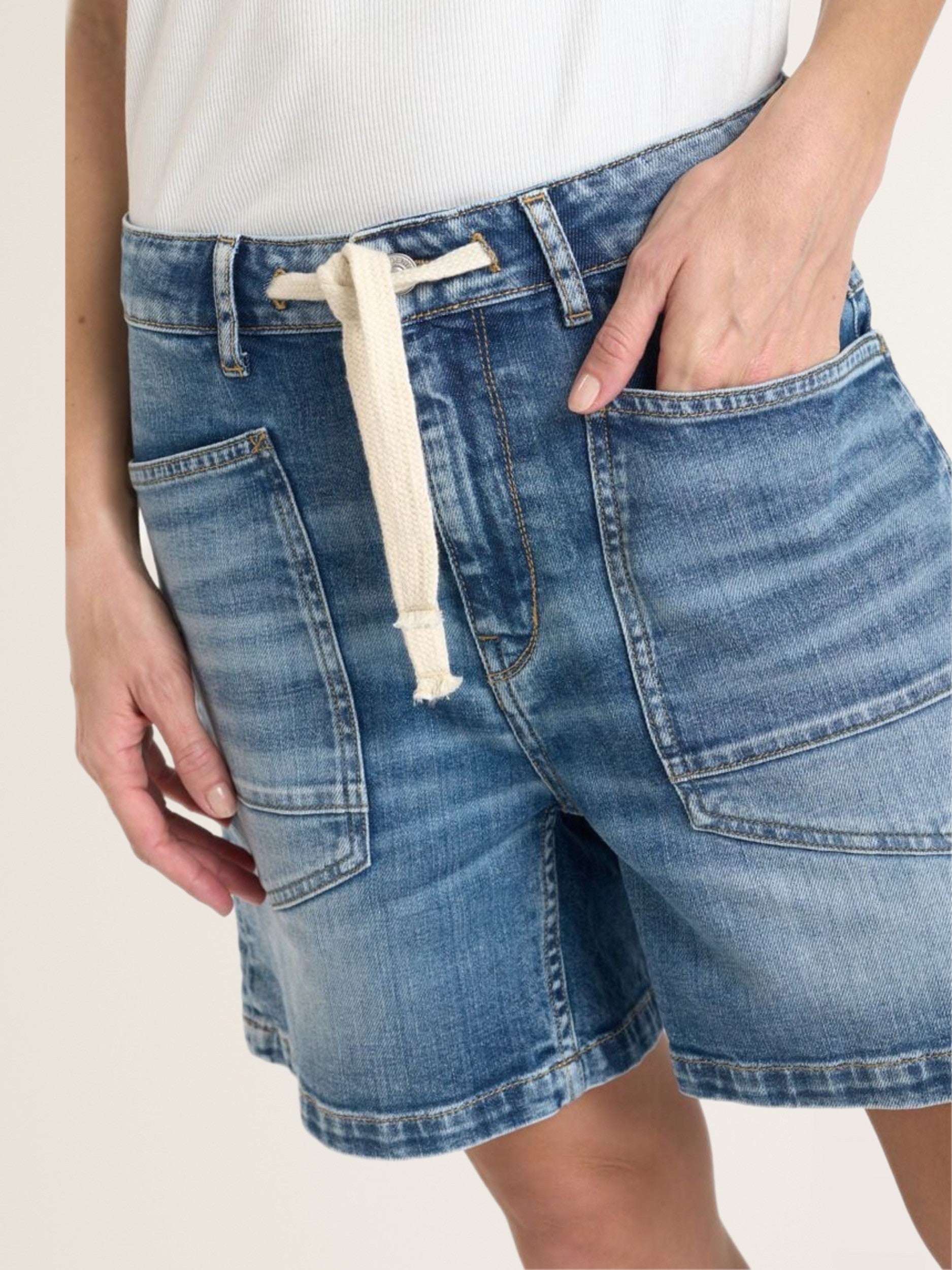 Jeans Shorts MADO mit Tunnelzug in Blue