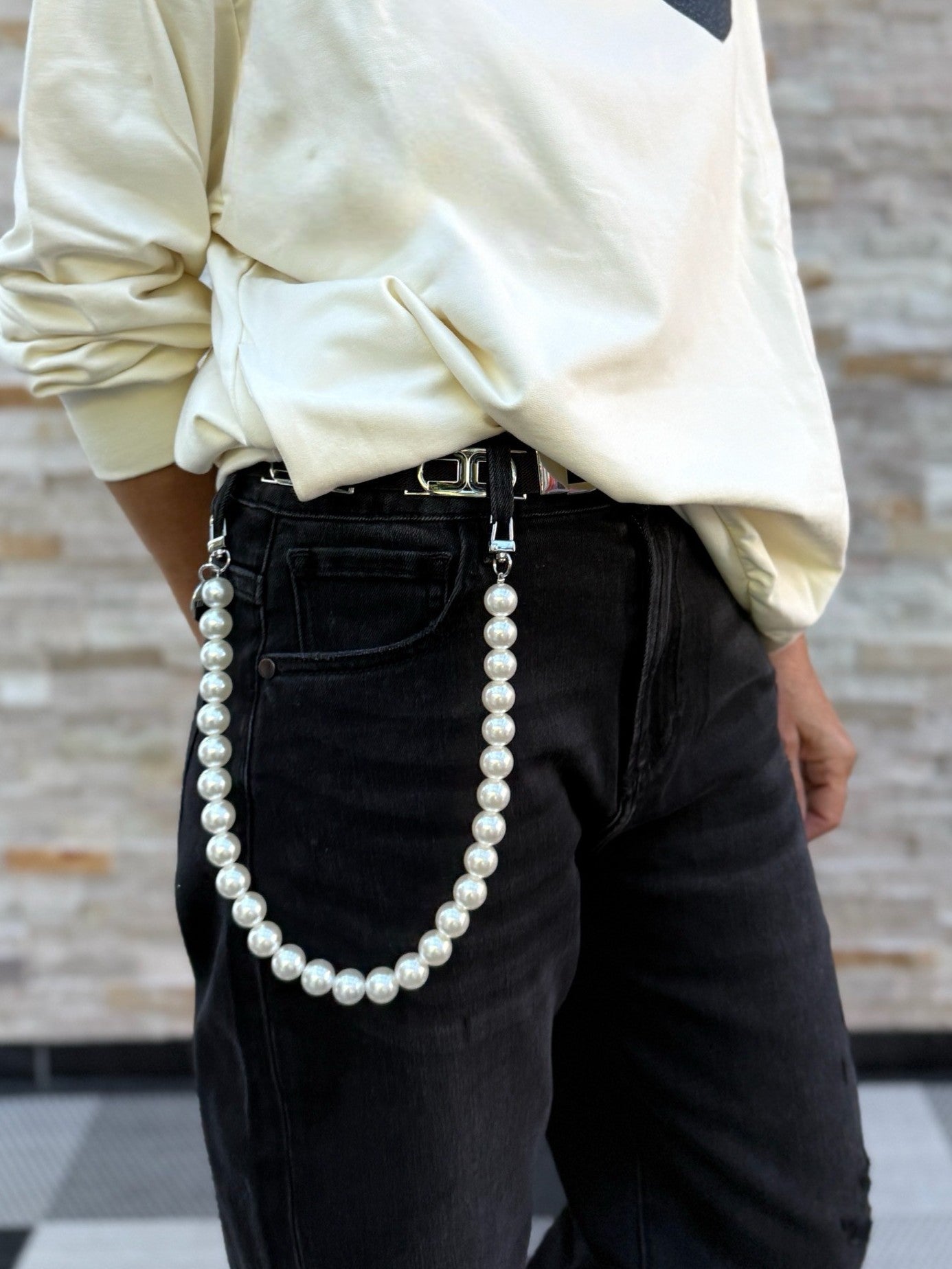 Hosenkette  / Taschenkette Handykette in Perlweiß, Karabiner Silber