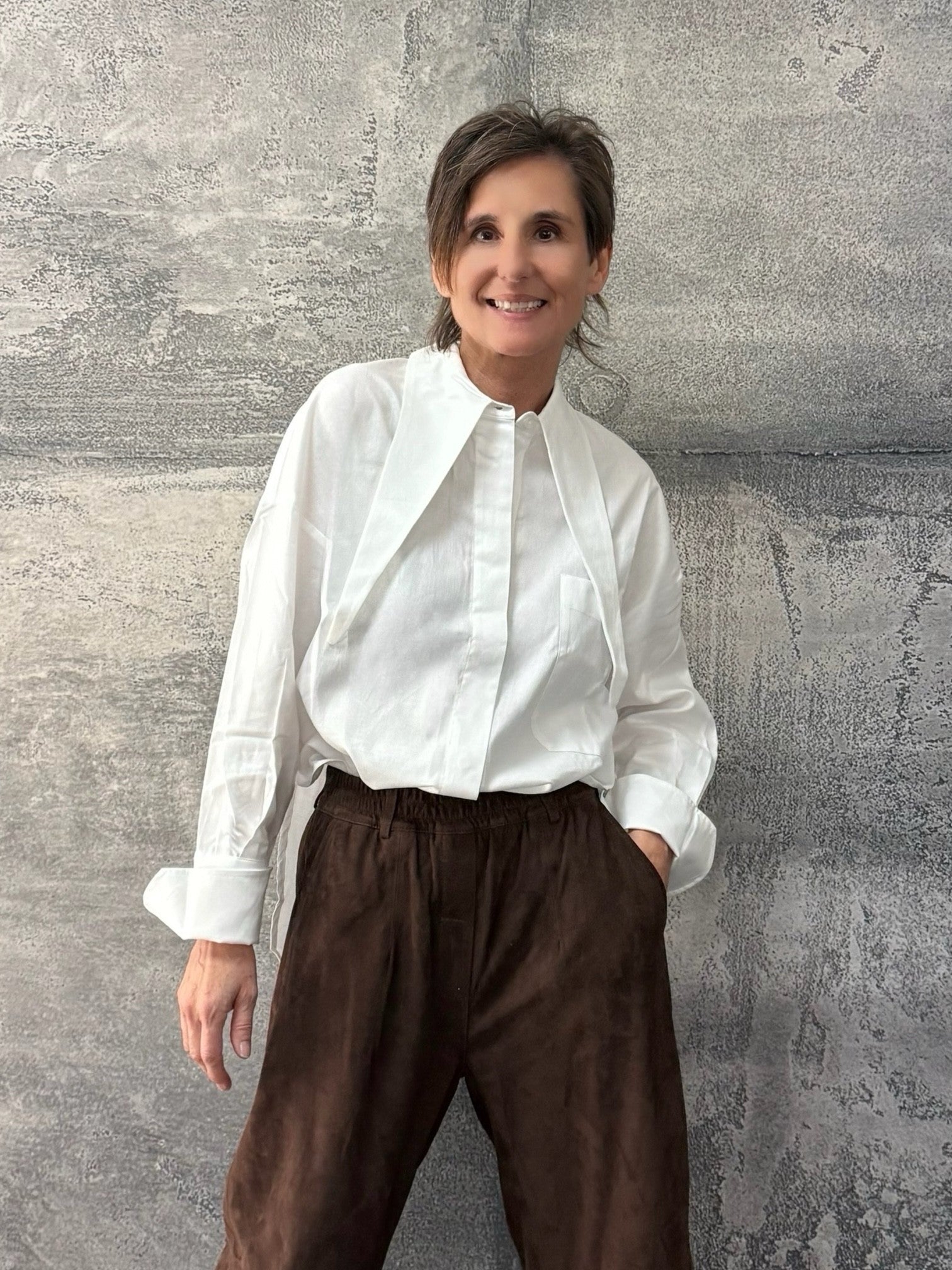 Oxford Bluse mit Schalkragen in White