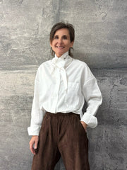 Oxford Bluse mit Schalkragen in White