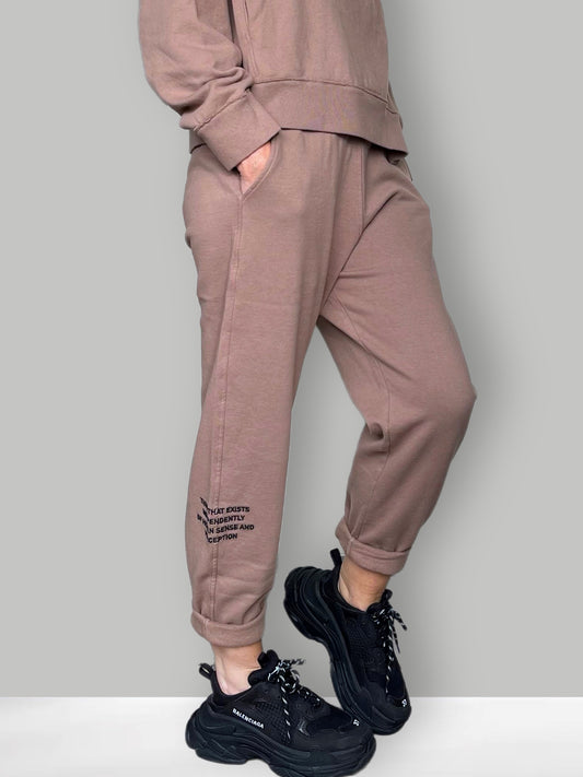 Sweat-Pants in einer O-Shape Form Braun