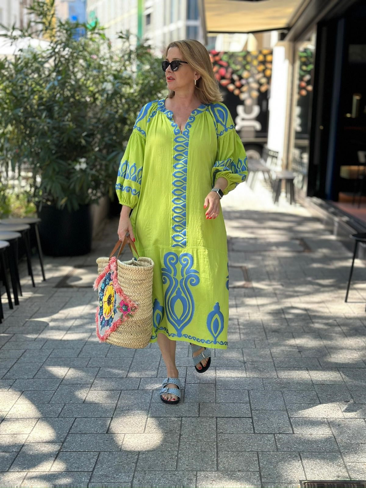 Besticktes Kleid Lime - Blau