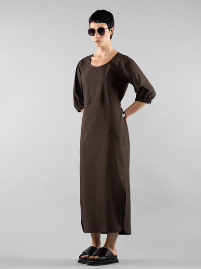 Maxi Kleid mit offenem Rücken in Espresso