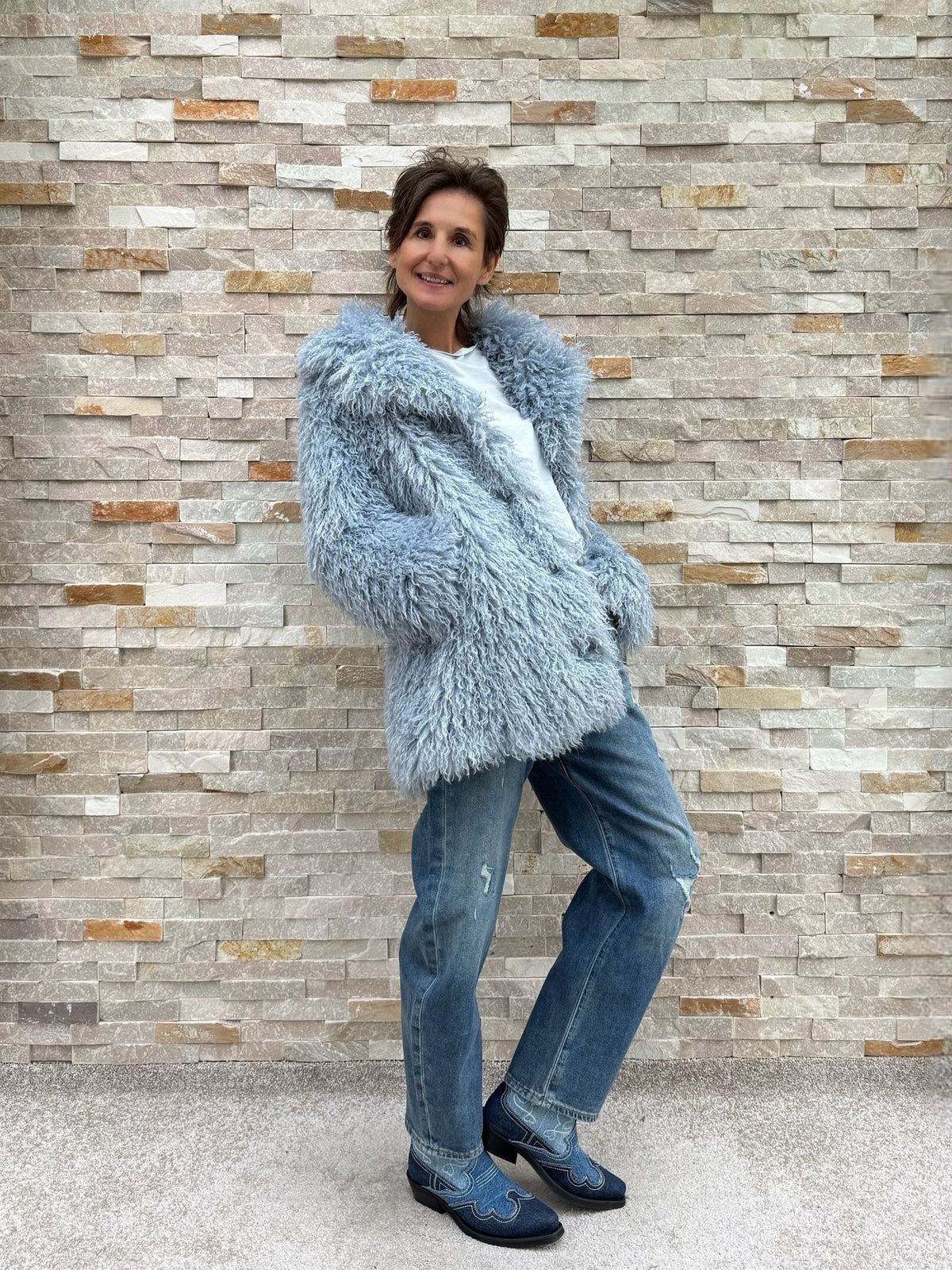 Felljacke KIWI FAUX FUR JACKET in Ice Blue