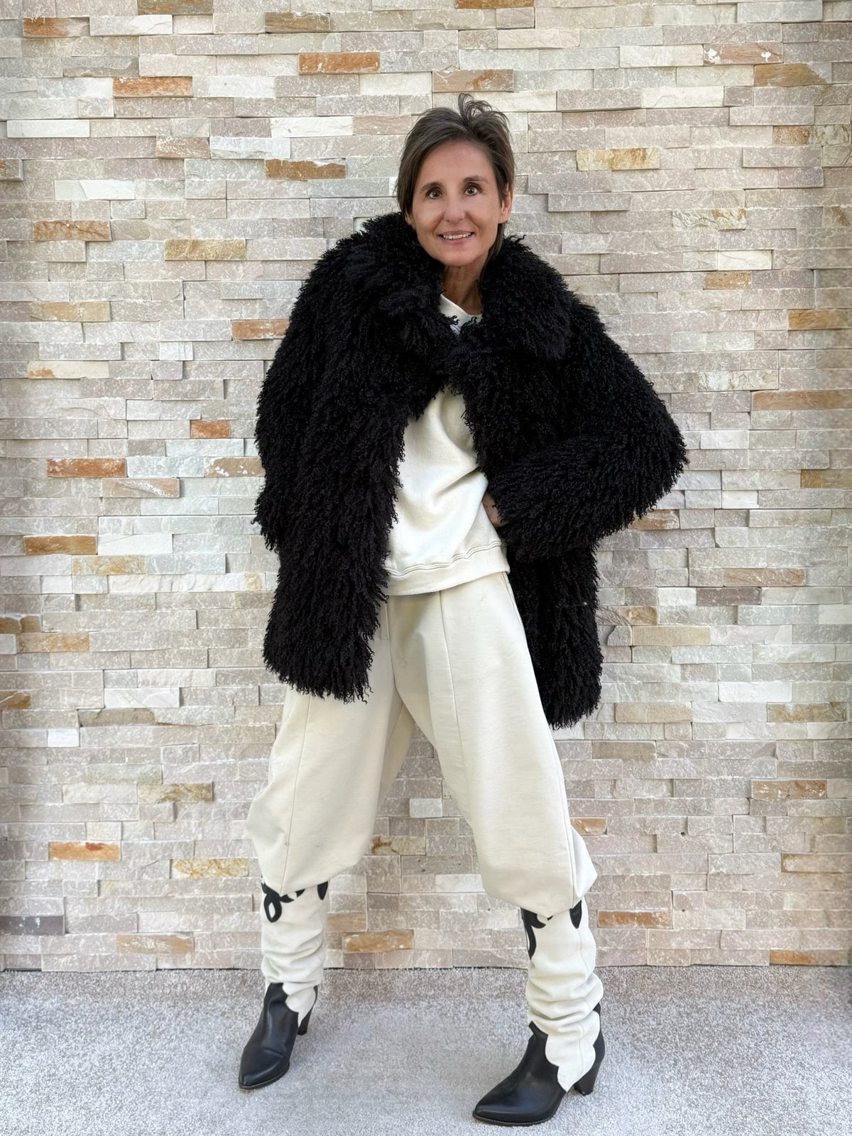 Felljacke KIWI FAUX FUR JACKET in Schwarz