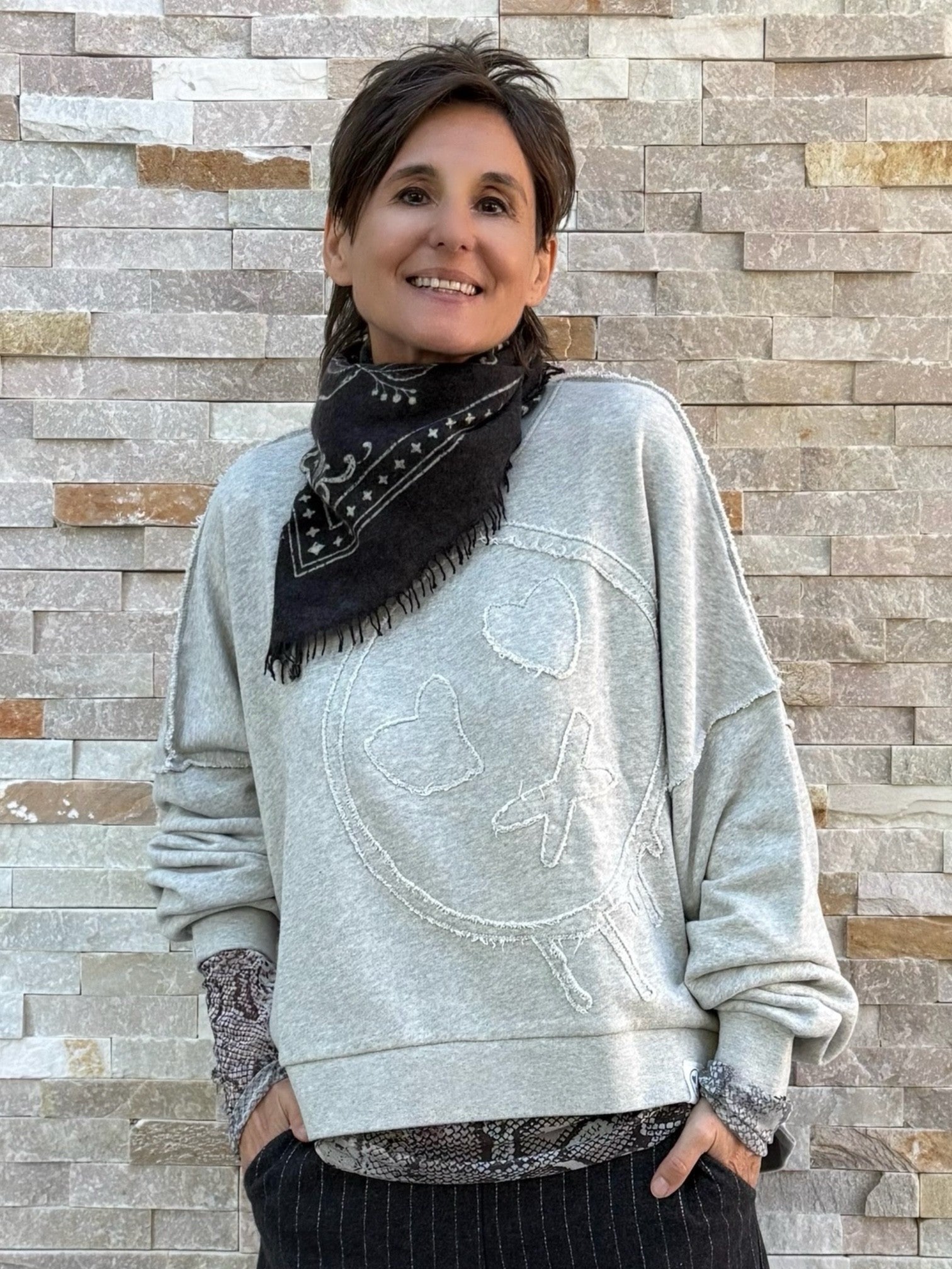 Oversized Sweatshirt OUBIGGY mit Smiley in light grey melange