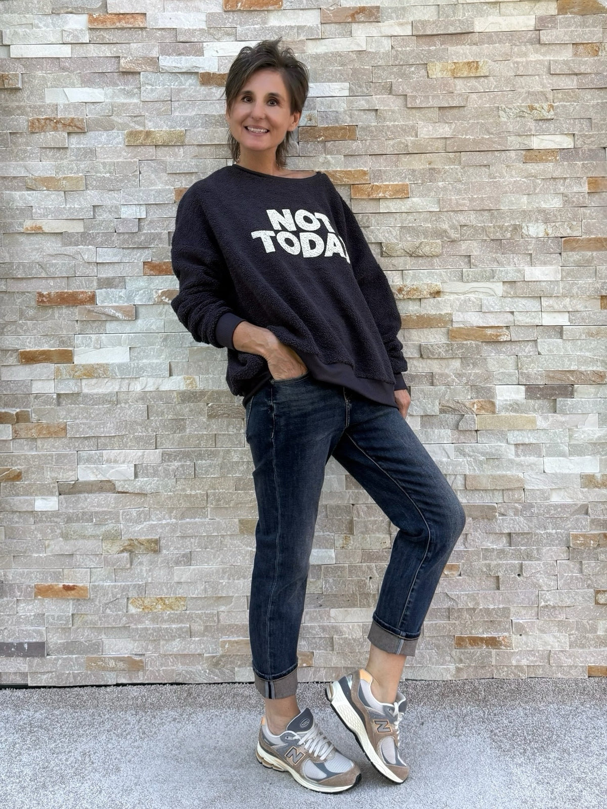 Sweatshirt OUGIV mit Druck NOT TODAY in Charcoal