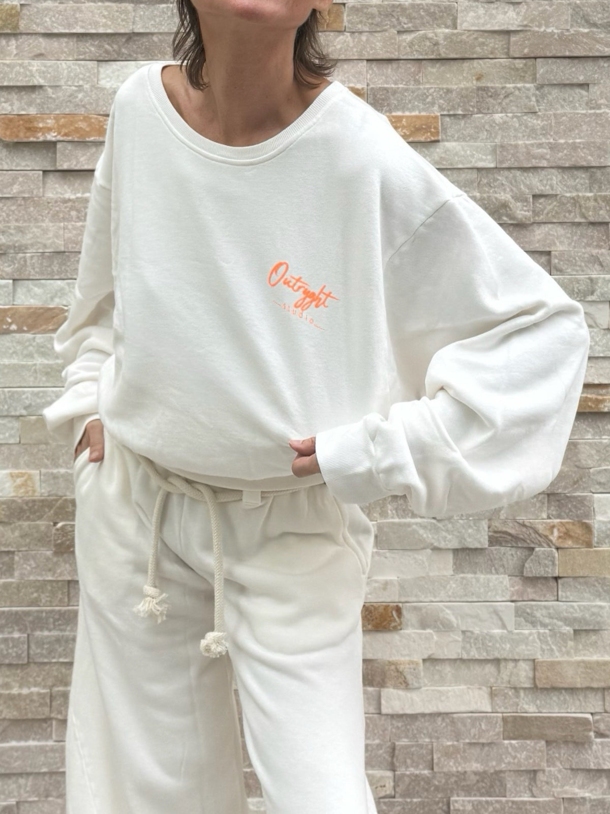 Cropped Sweatshirt OUMILLIE in Chalk