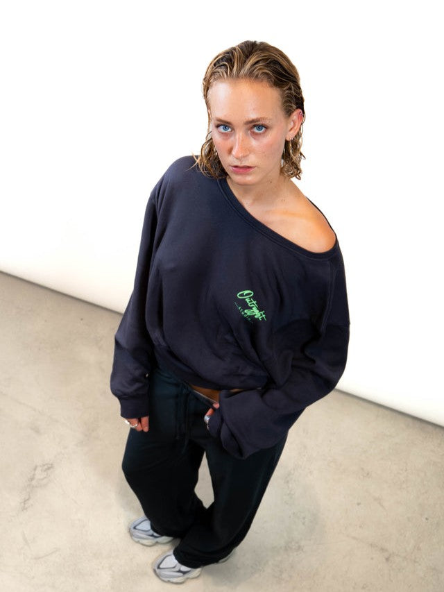 Cropped Sweatshirt OUMILLIE in charcoal