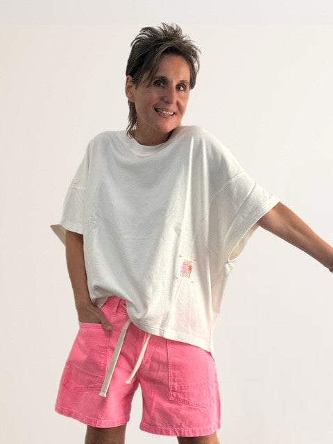 Poncho Shirt Print FOREVER CHASING SUNSETS in Offwhite mit Pink