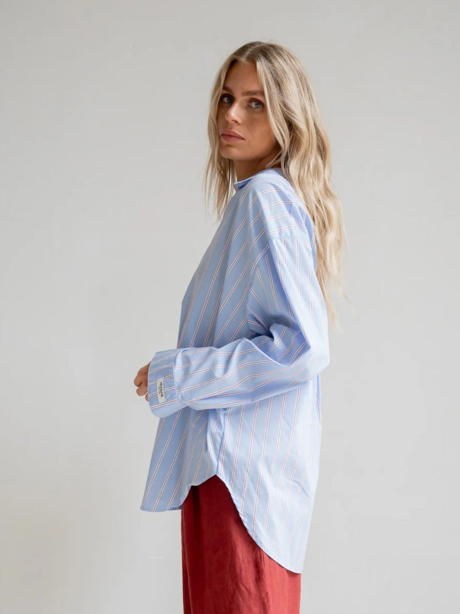 Weite Steifen Hemdbluse in Hellblau