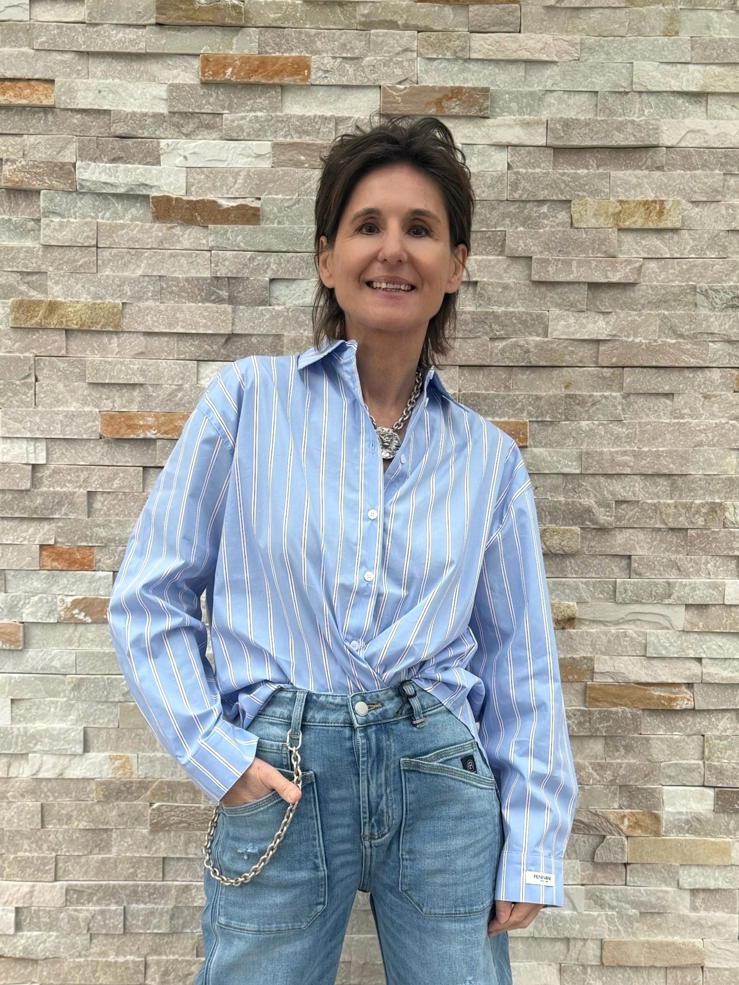 Weite Steifen Hemdbluse in Hellblau