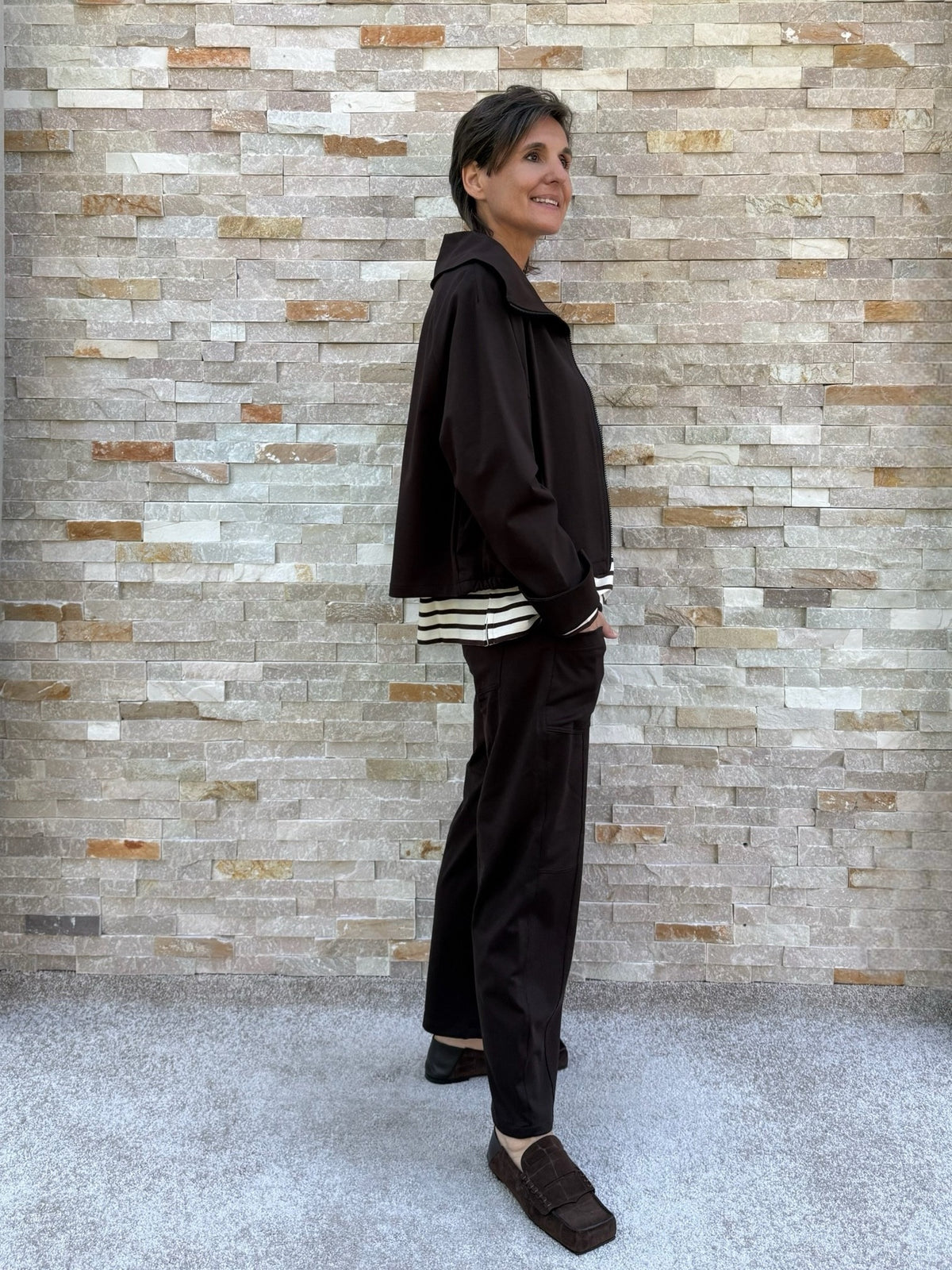 Jersey Hose NIKI mit aufgesetzen Taschen in Moro