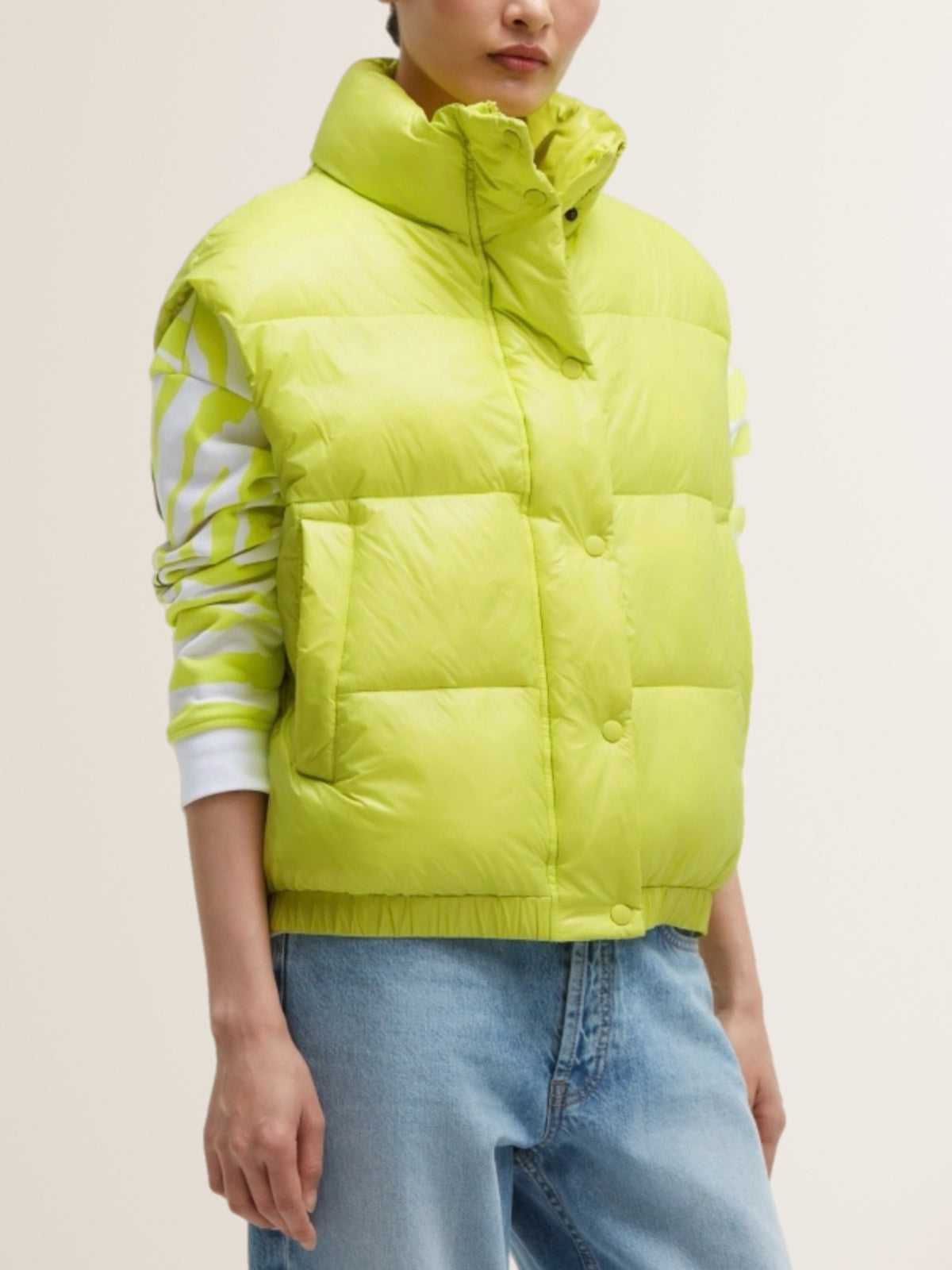 Steppweste O:WE Oversized in cool Lime