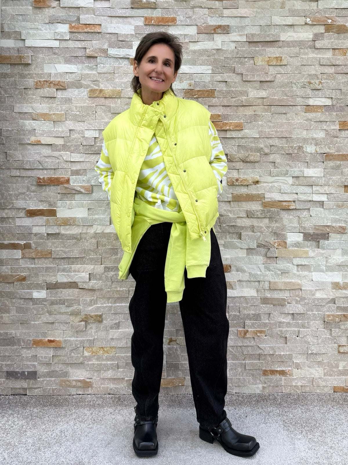 Steppweste O:WE Oversized in cool Lime