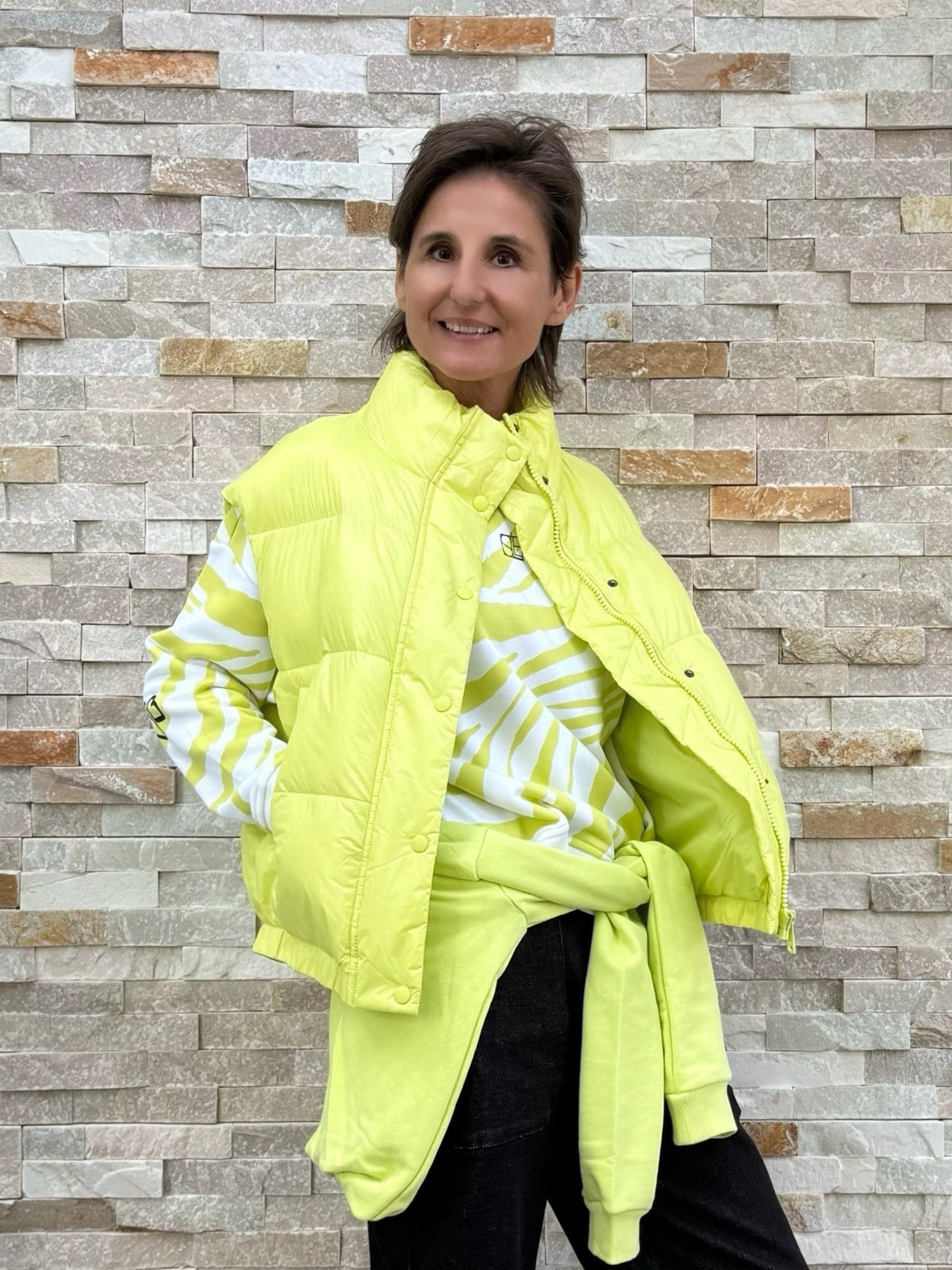 Steppweste O:WE Oversized in cool Lime