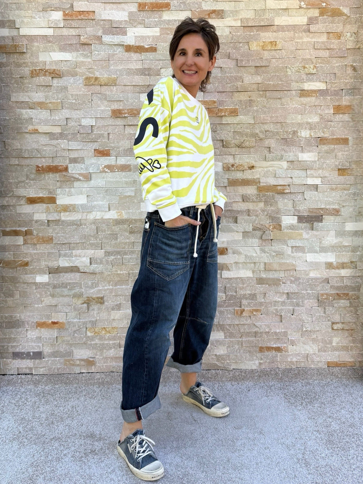 Sweatshirt SU:RI zebra mit Rückenprint cool lime