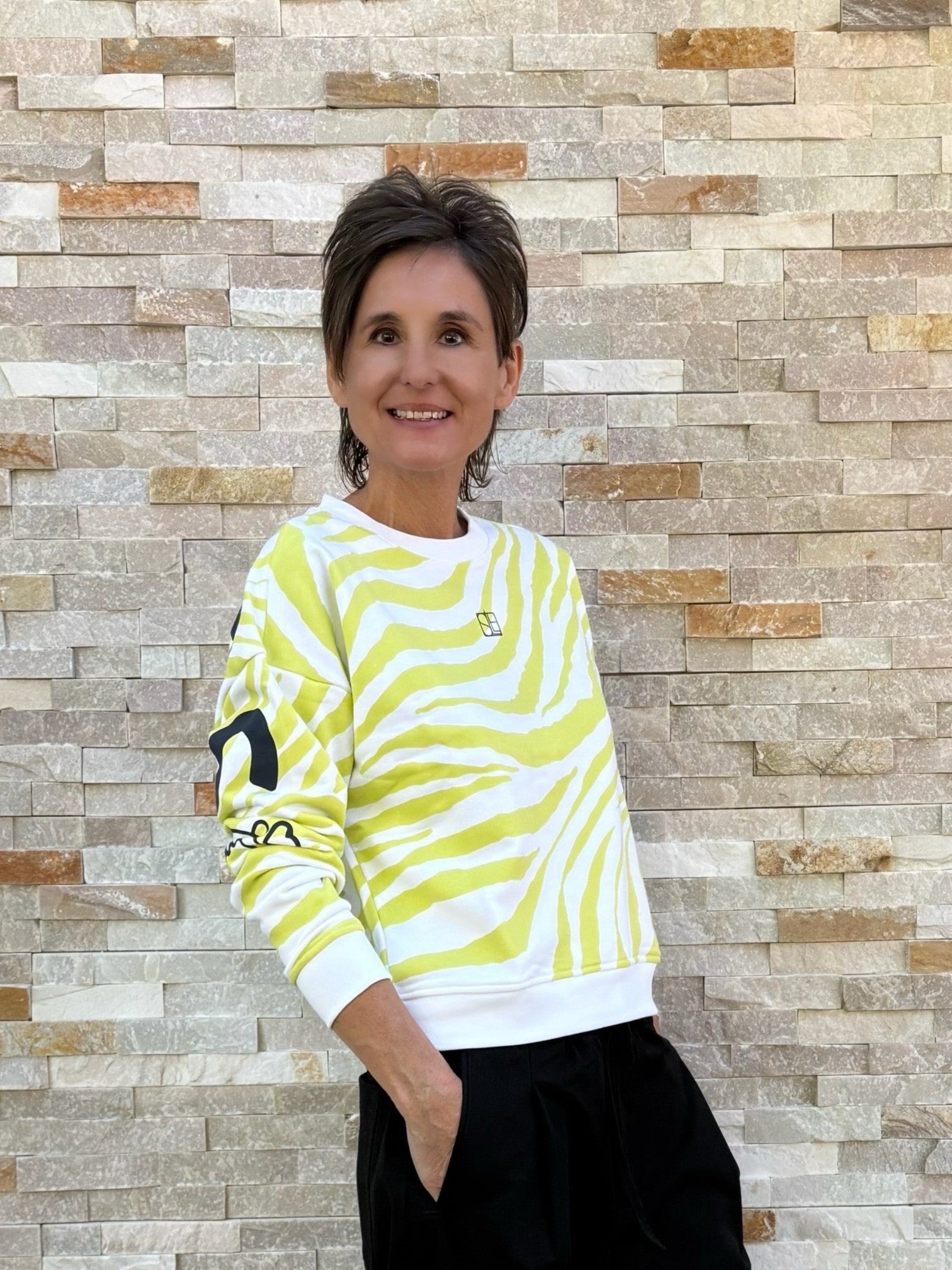 Sweatshirt SU:RI zebra mit Rückenprint cool lime