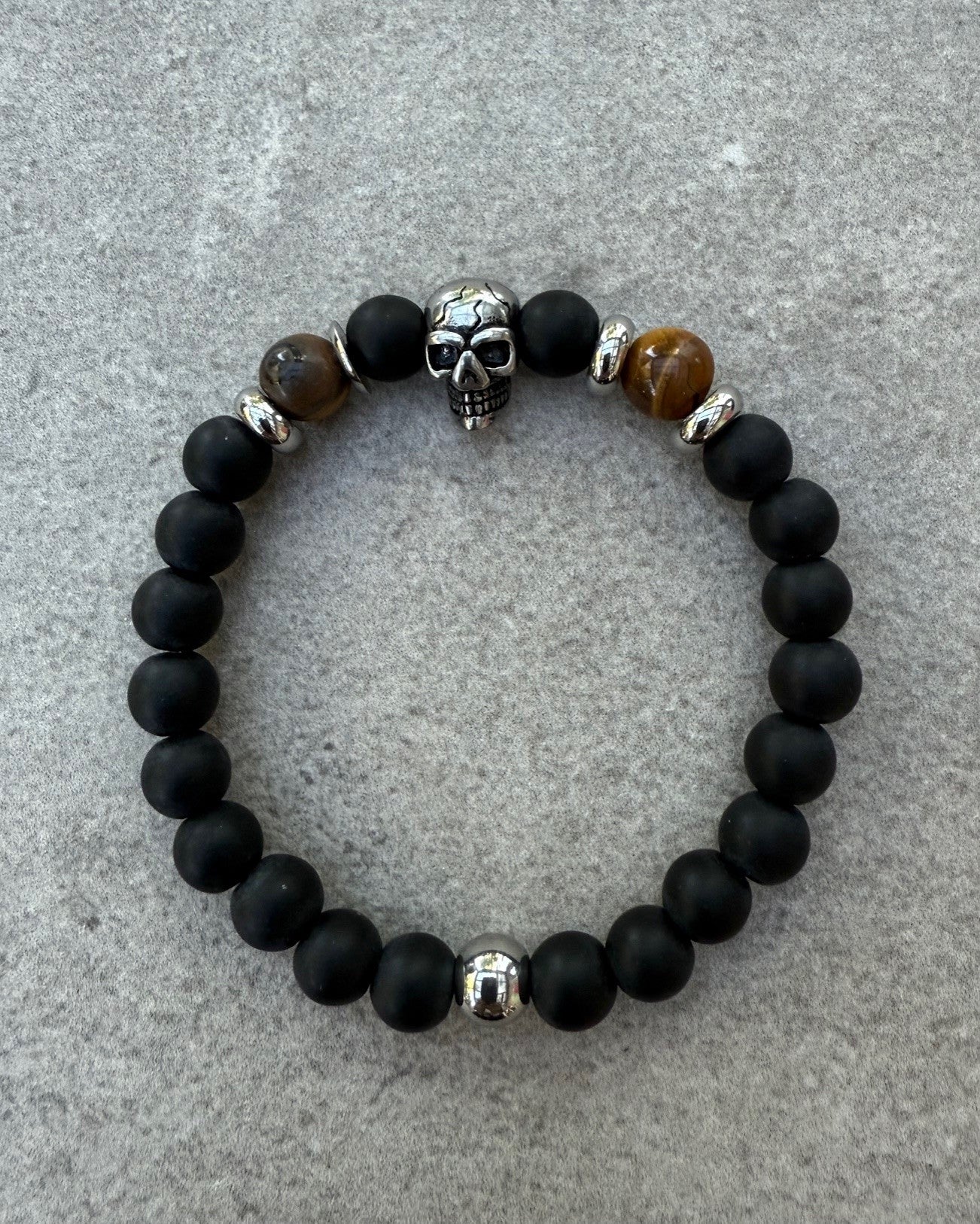 Perlen Armband mit Totenkopf Schwarz-Braun-Silber