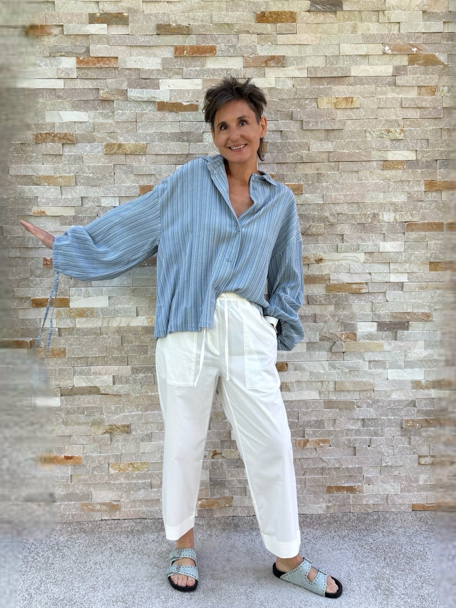 Bluse mit weiten Ärmeln Mittelblau
