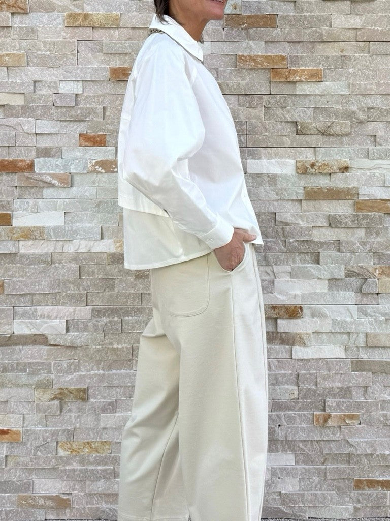 Bluse ALEX mit leichten Fledermaus Ärmeln in Offwhite