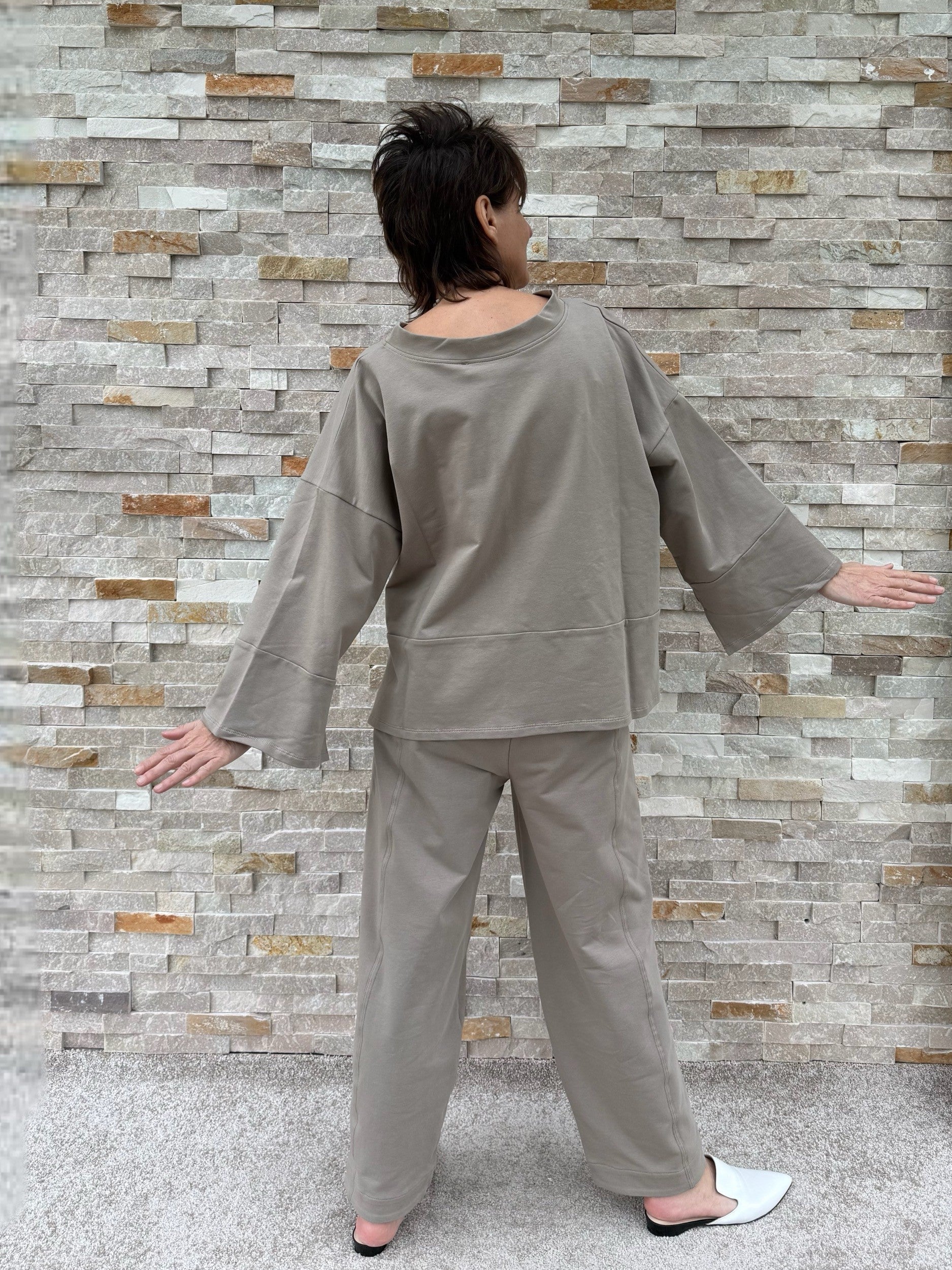 Oversized Sweatshirt ANITA in Desert