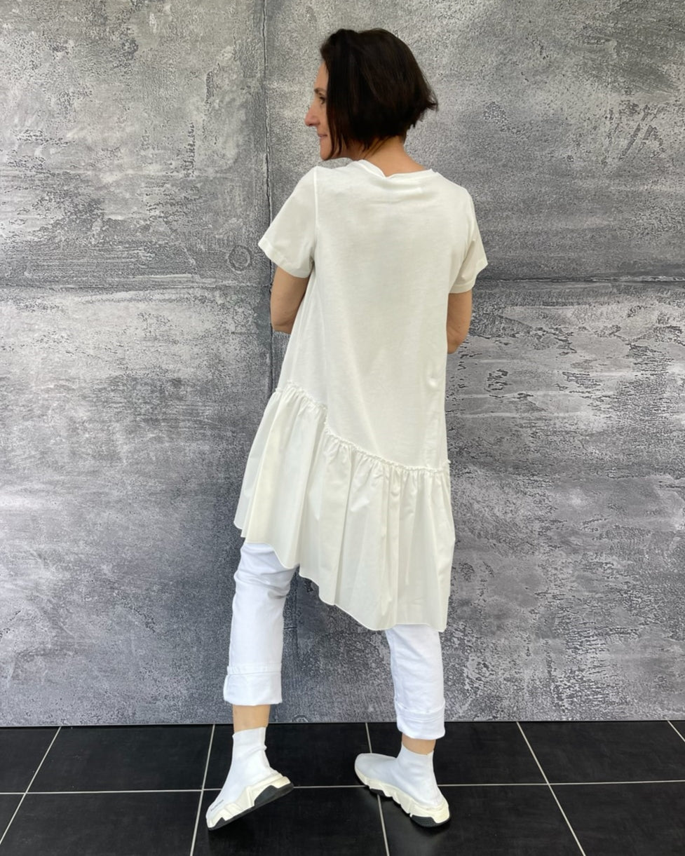 Kleid / Longshirt mit Volant Cocco