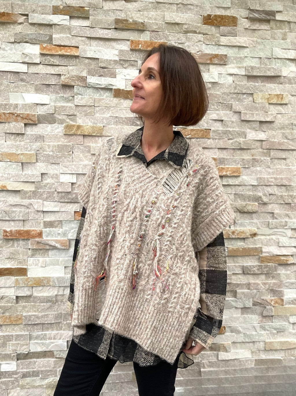 Poncho Pullunder mit durchgezogenen Bändern Sand