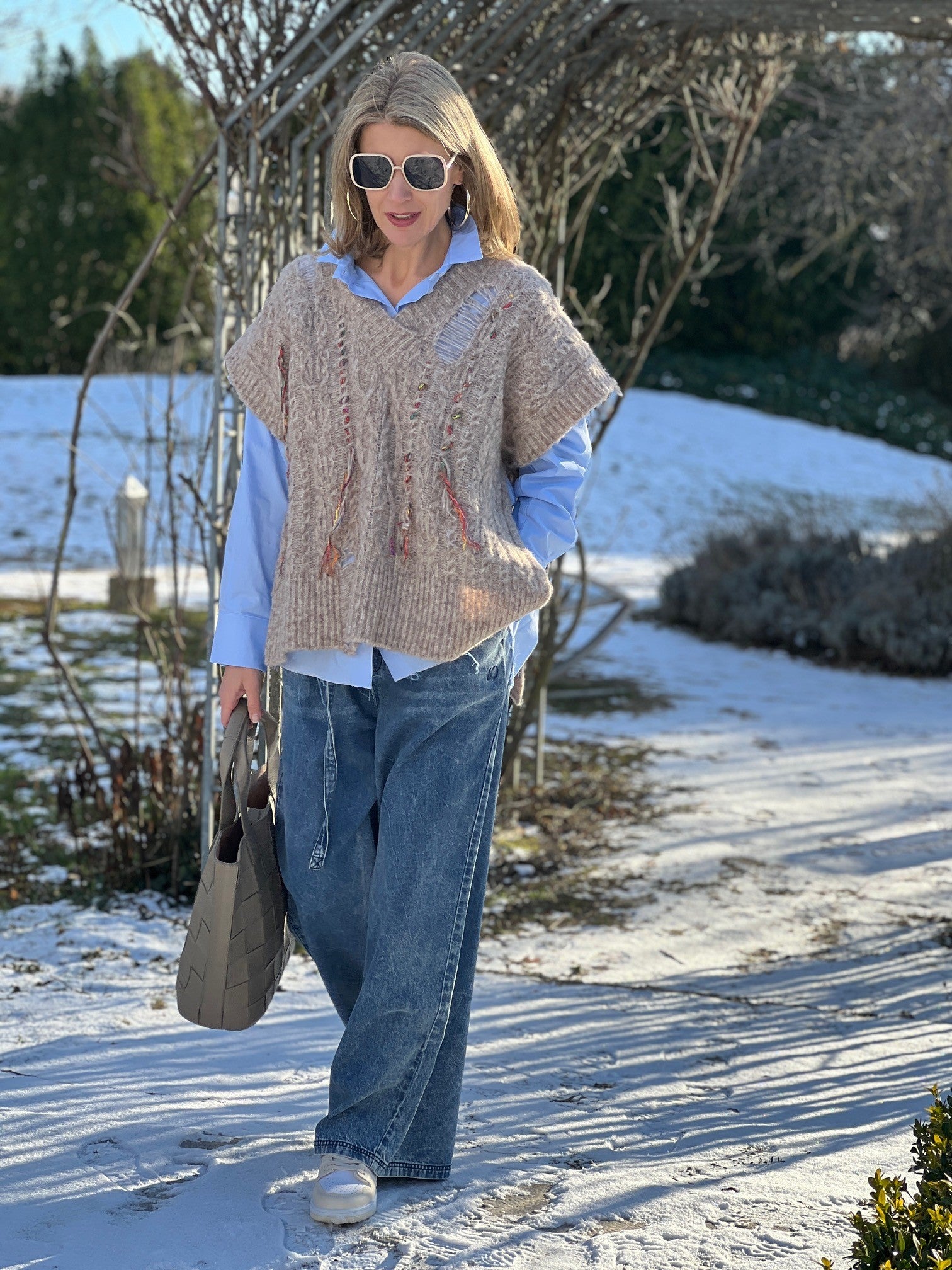 Poncho Pullunder mit durchgezogenen Bändern Sand