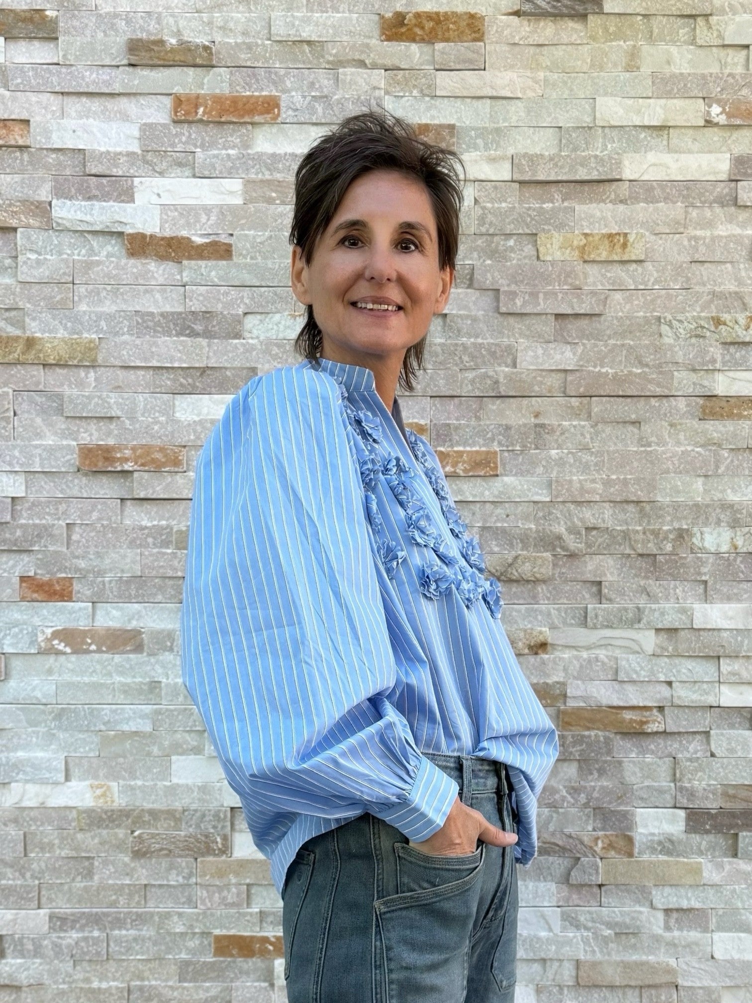 Streifen Tunika Bluse mit Blüten-Applikation in Denim-Blue