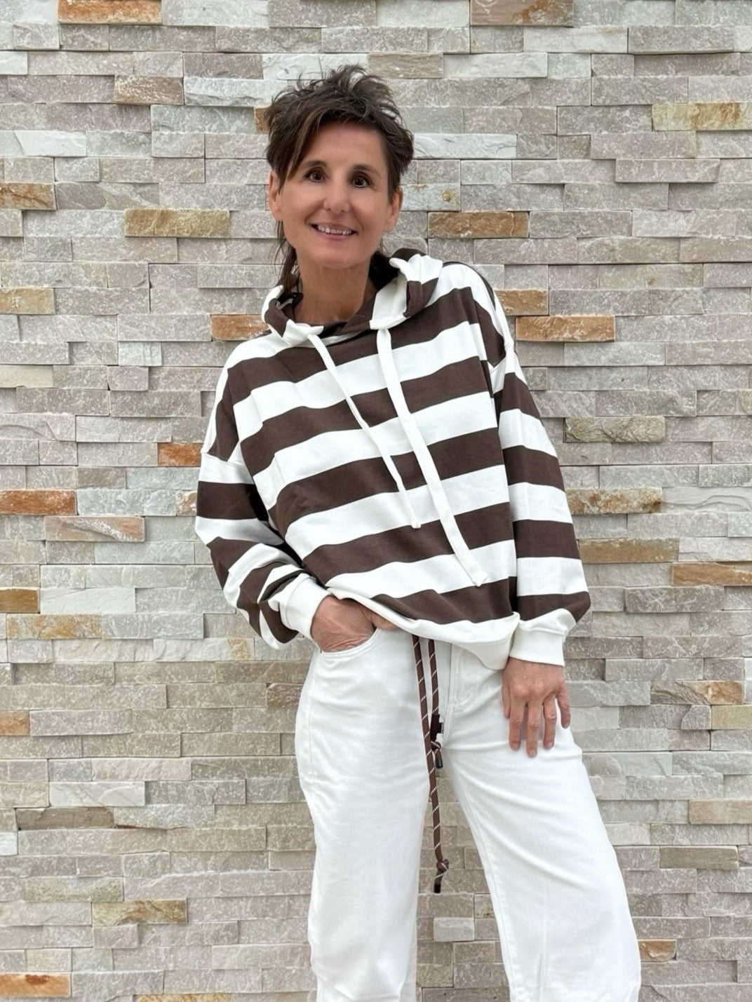 Hoodie mit Blockstreifen in Ecru - Espresso