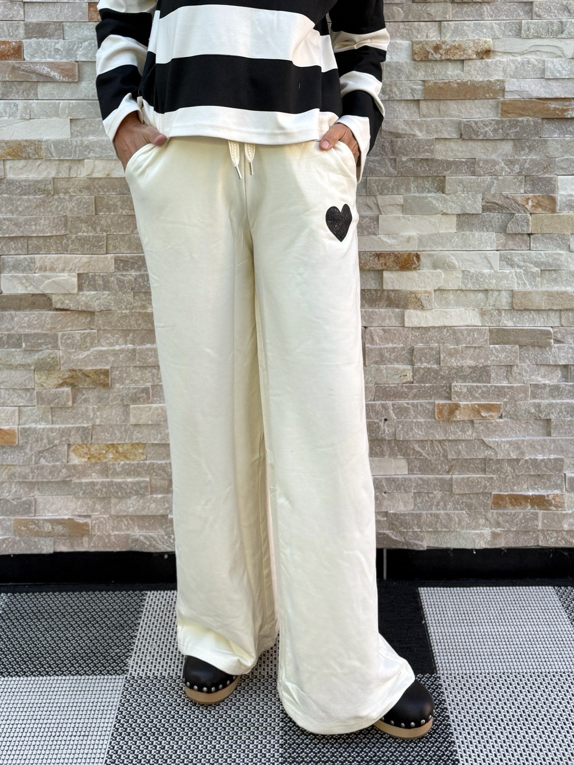 Jersey Hose mit weitem Bein "Herz" in Vanille