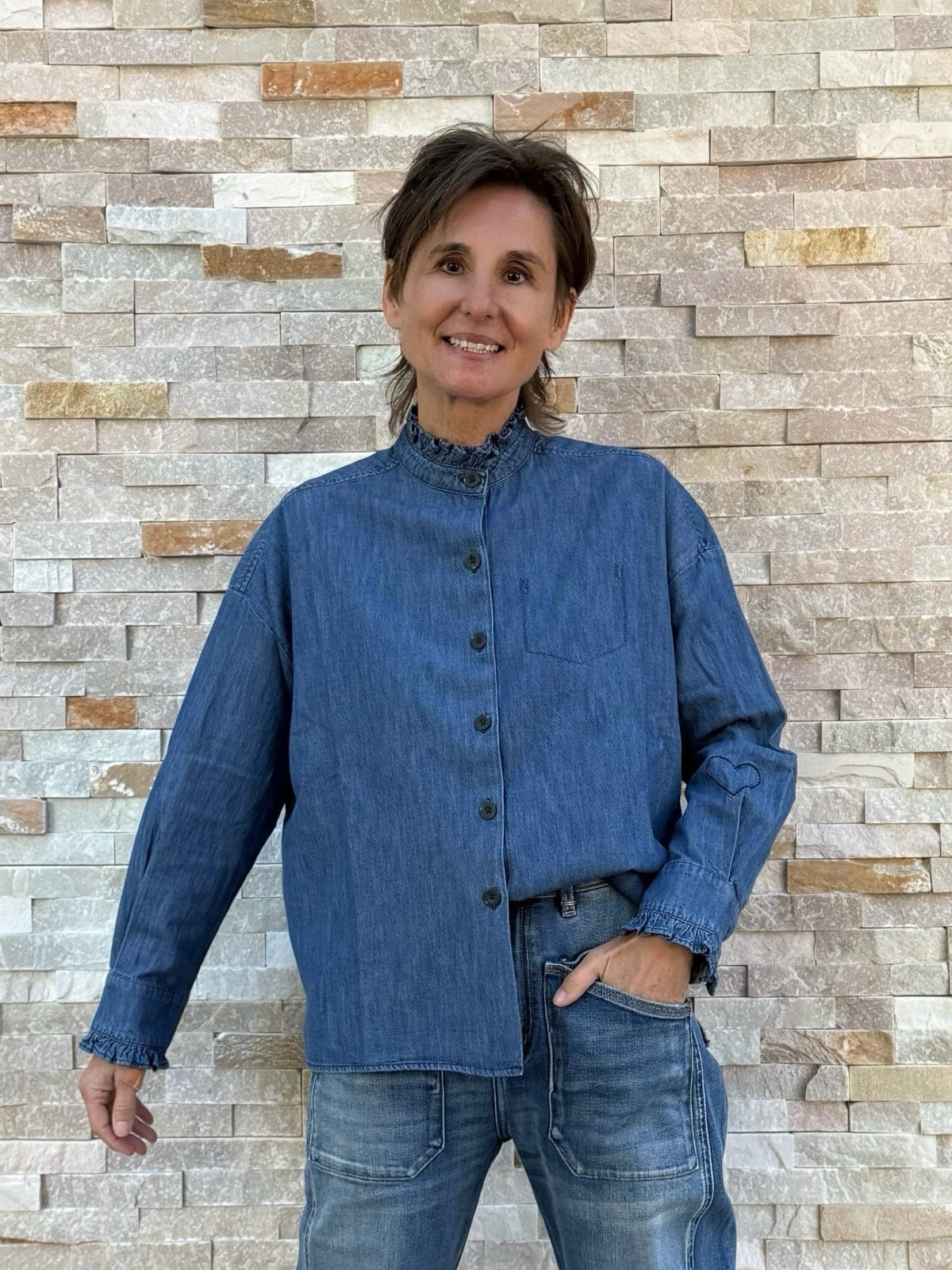 Kastige Jeans Bluse mit Rüschen in Denim Blue