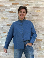 Kastige Jeans Bluse mit Rüschen in Denim Blue