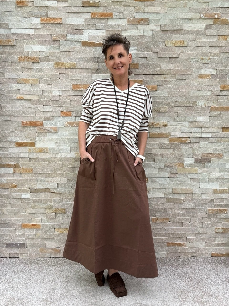 Popeline Midi Rock in einer A-Form Espresso