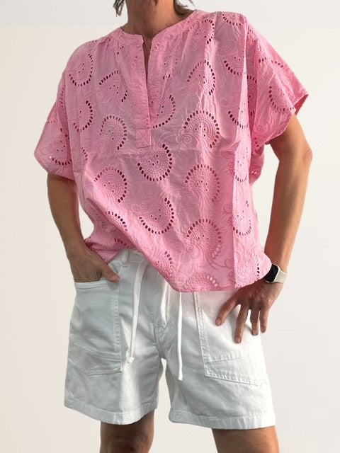 Bluse mit Lochstickerei in Pink